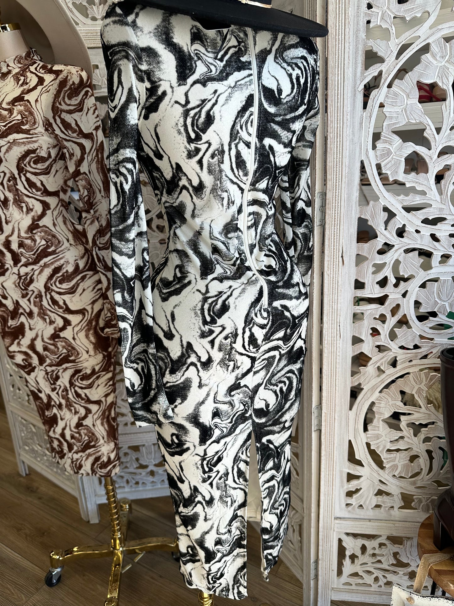 Mock Neck Marble Pattern Midi Dress- Stretchy,Estira
