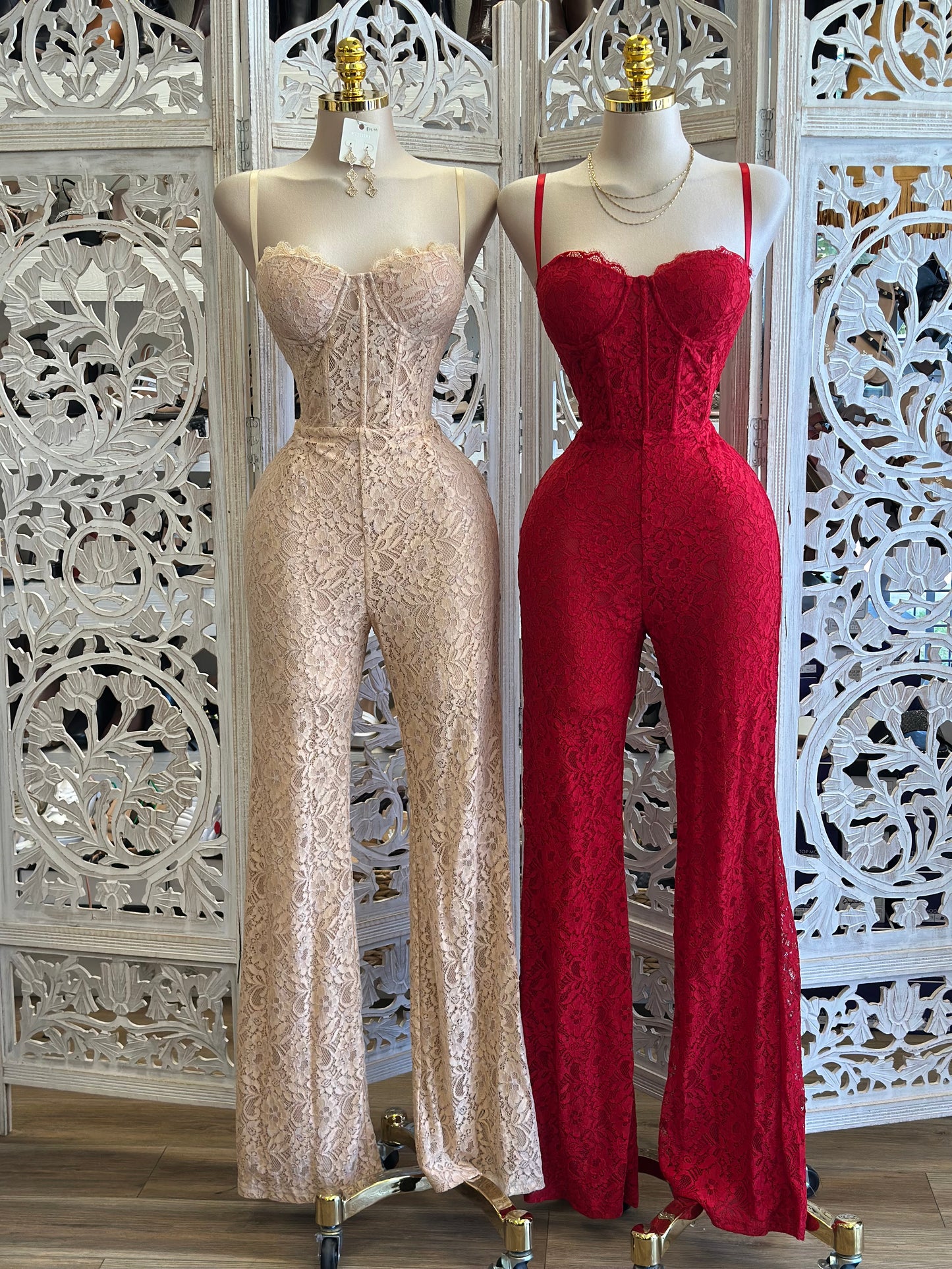 Full Lace Jumpsuit-No Estira, Not Stretchy