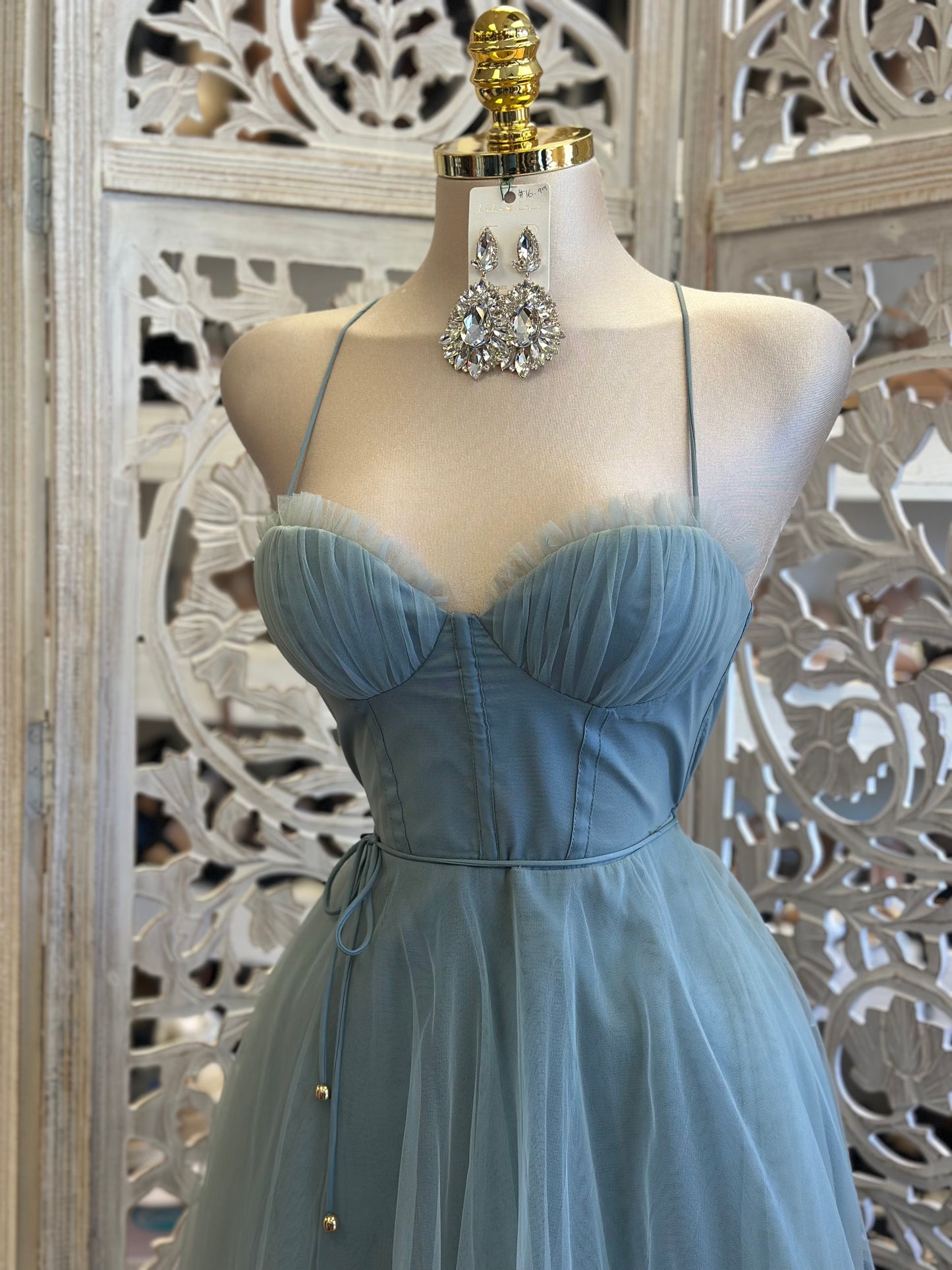 Ella Strappy Puffy Dress-No Estira, Not Stretchy