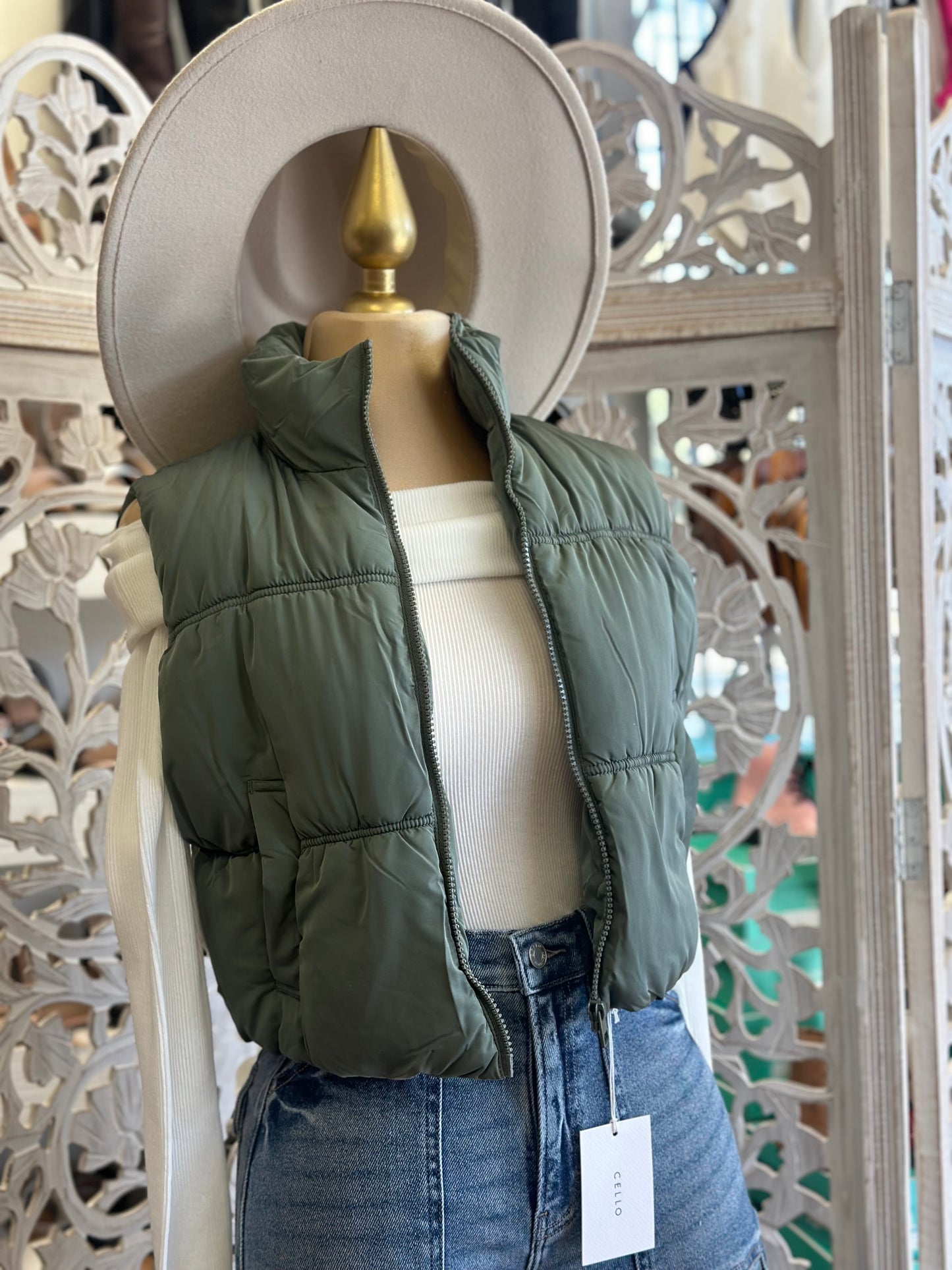 Seafoam Cropped Puffer Vest- Stretchy