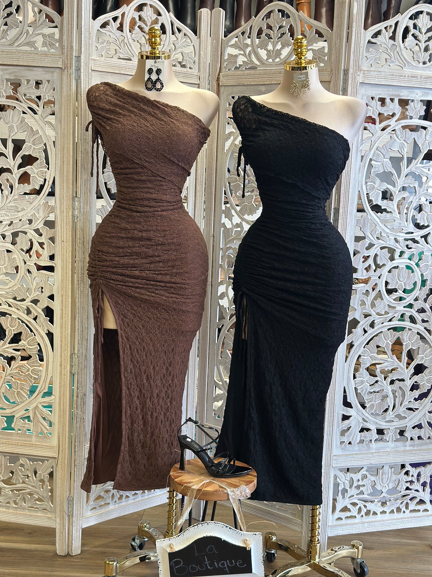 One Sleeve Lace Slit Dress- Stretchy,Estira