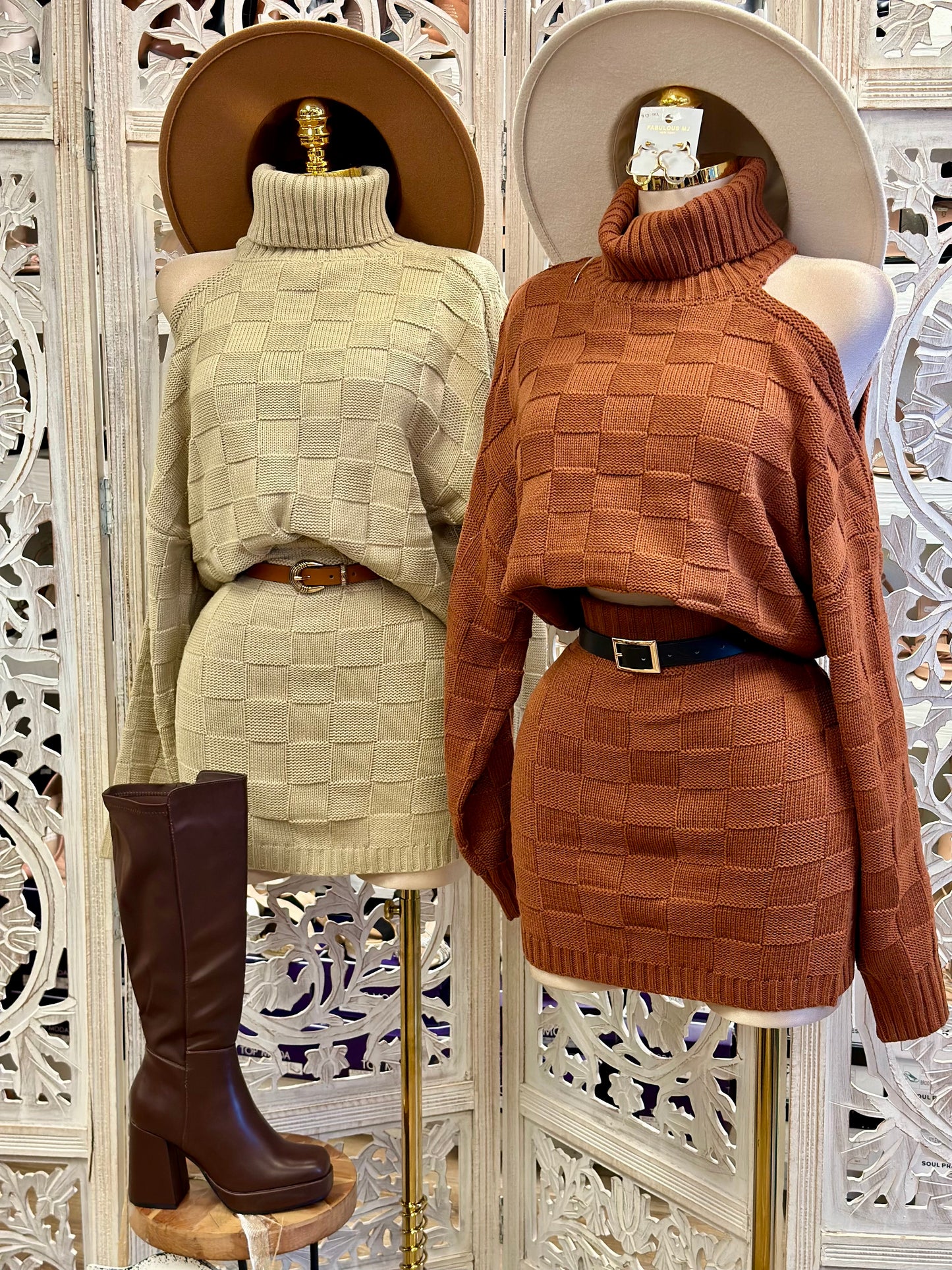 Checkered Shoulder Cutout Sweater Set- Stretchy,Estira.. viene ampliao