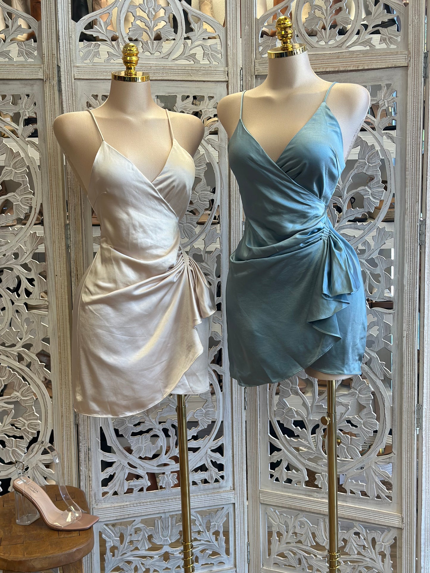 Satin Wrapped Mini Dress- Not Stretchy, No Estira