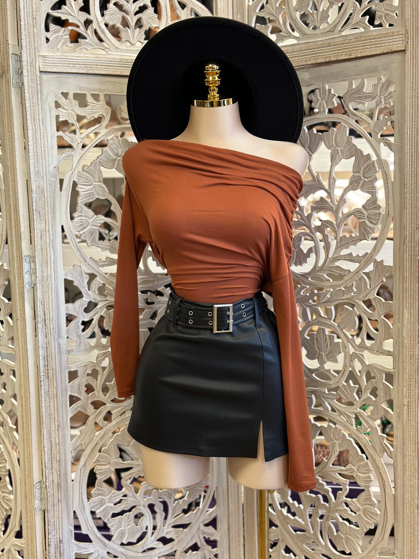 Faux Leather Buckle Belt Denim Mini Skirt-Estira, Stretchy