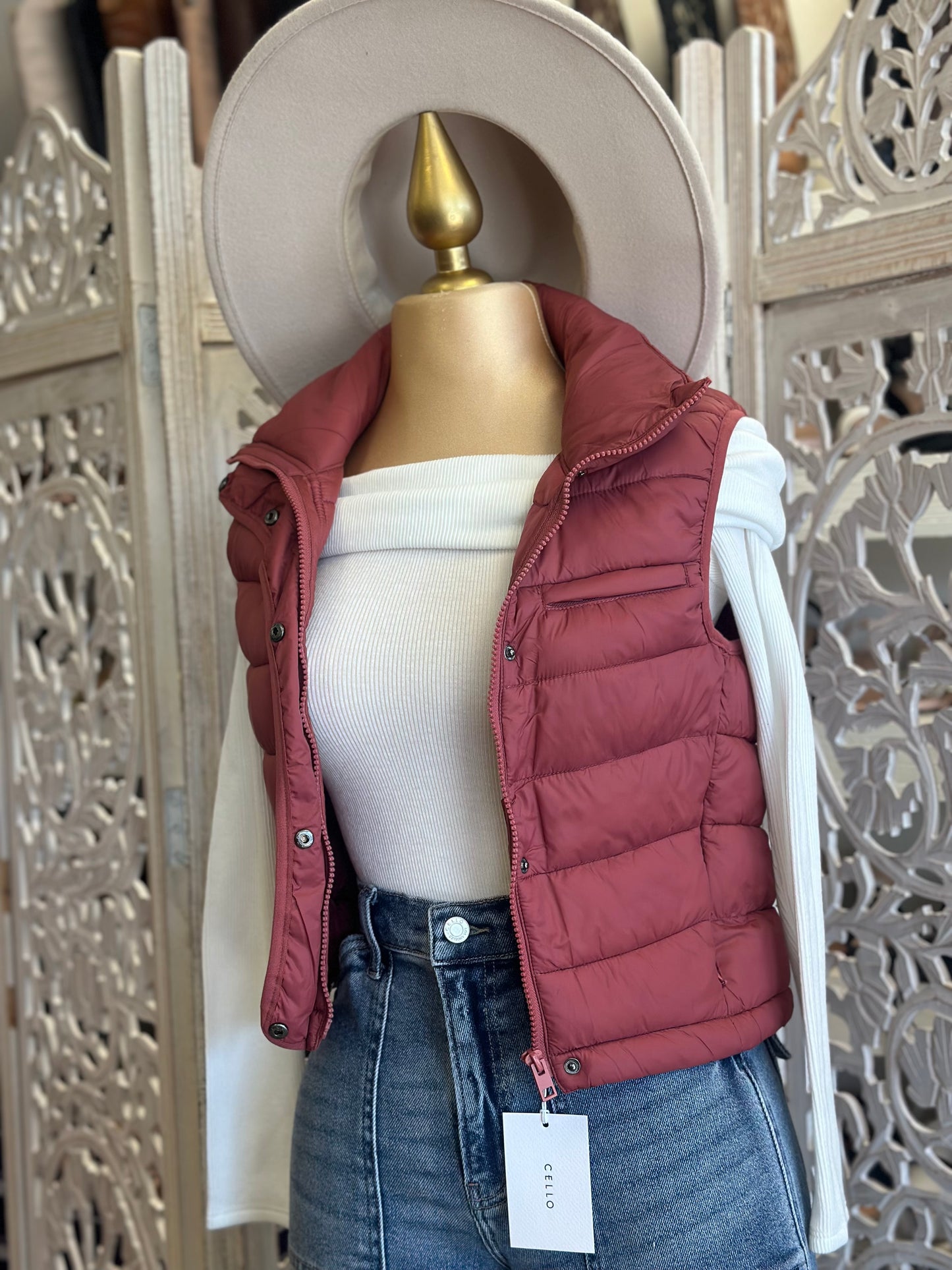 Deep Rose Cropped Zip Up Puffer Vest- Stretchy