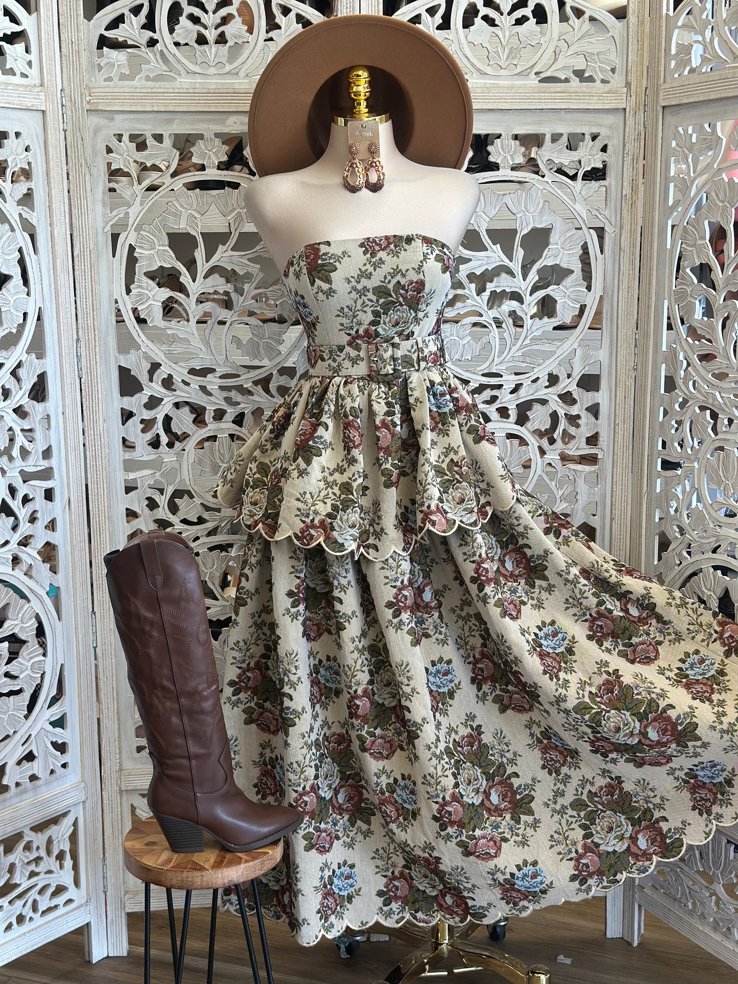 Simple Girly Cowgirl Boots