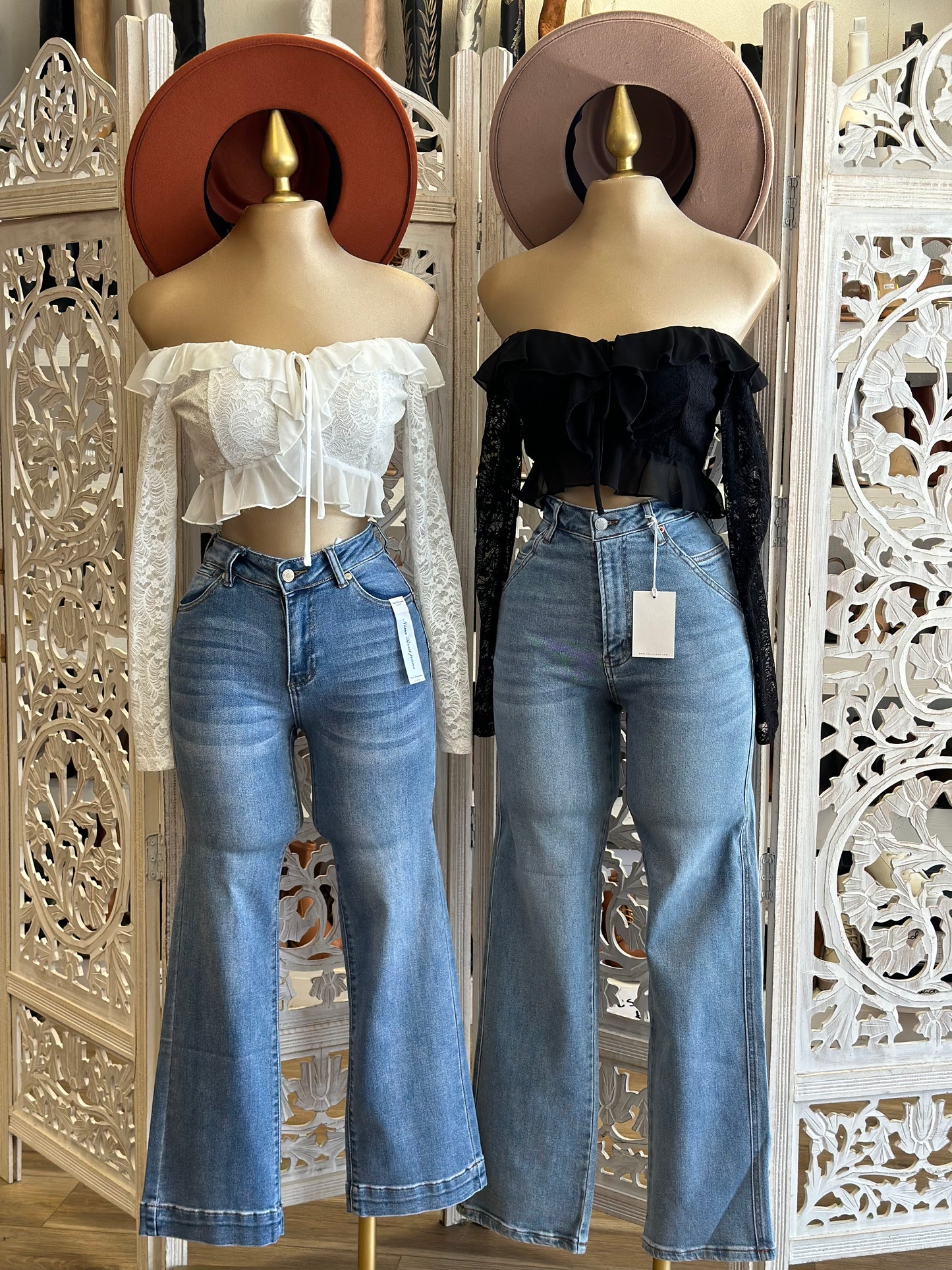 Lace Tie Off Shoulder Cropped Ruffled Blouse