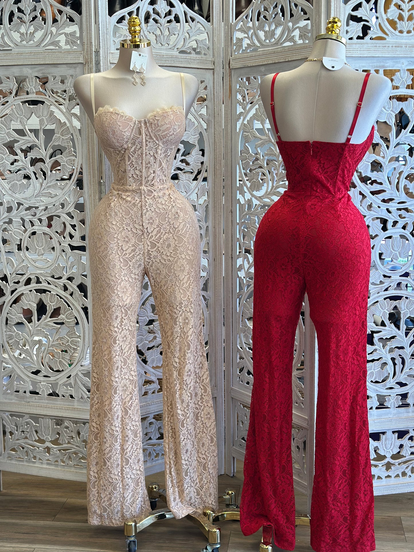 Full Lace Jumpsuit-No Estira, Not Stretchy