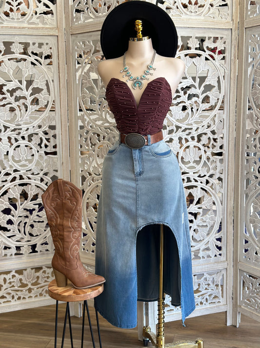 Denim Oval Slit Skirt- Estira Poco, Slightly Stretchy