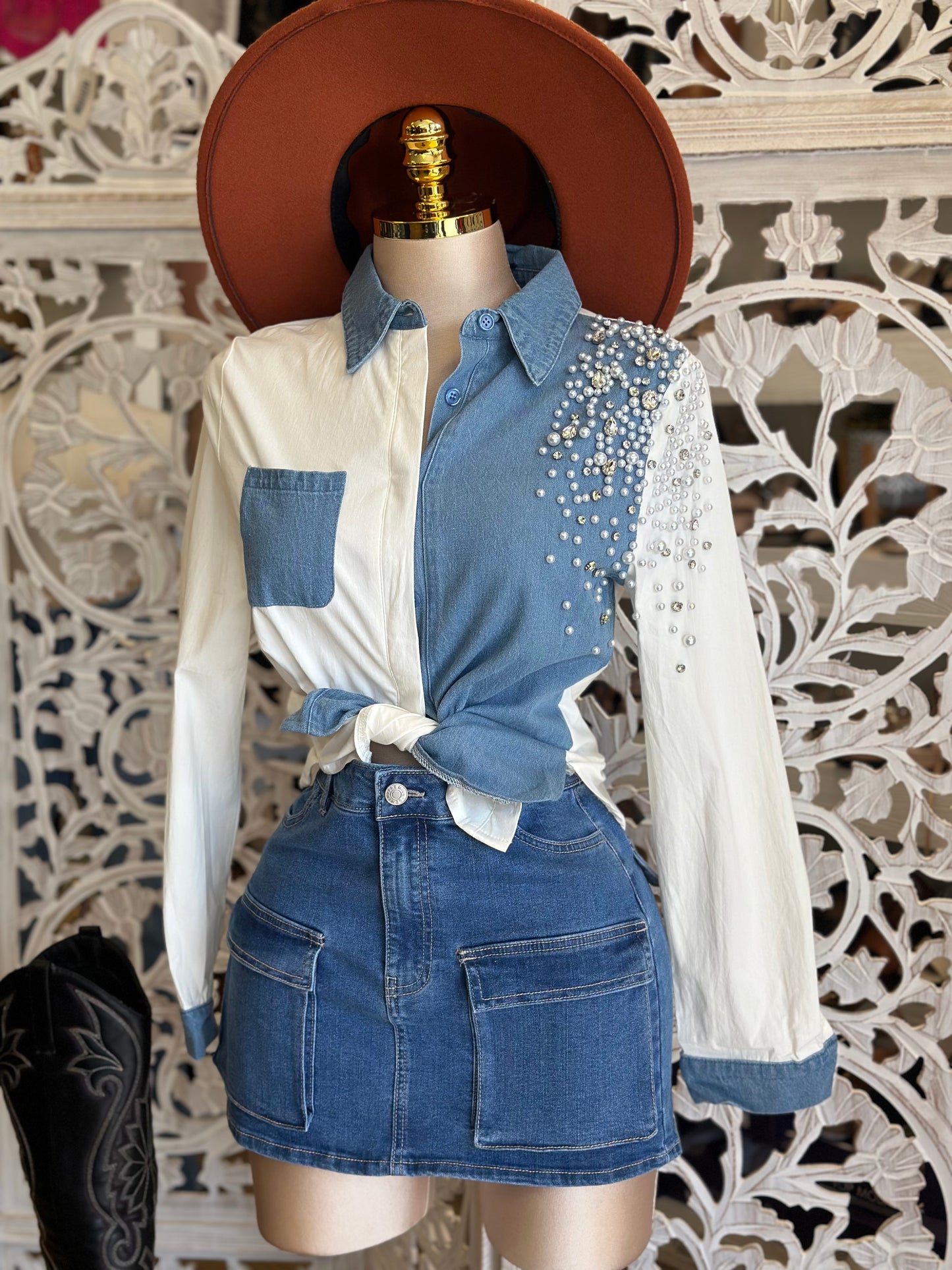 Colorblock Denim Pearl Blouse- Not Stretchy,No Estira