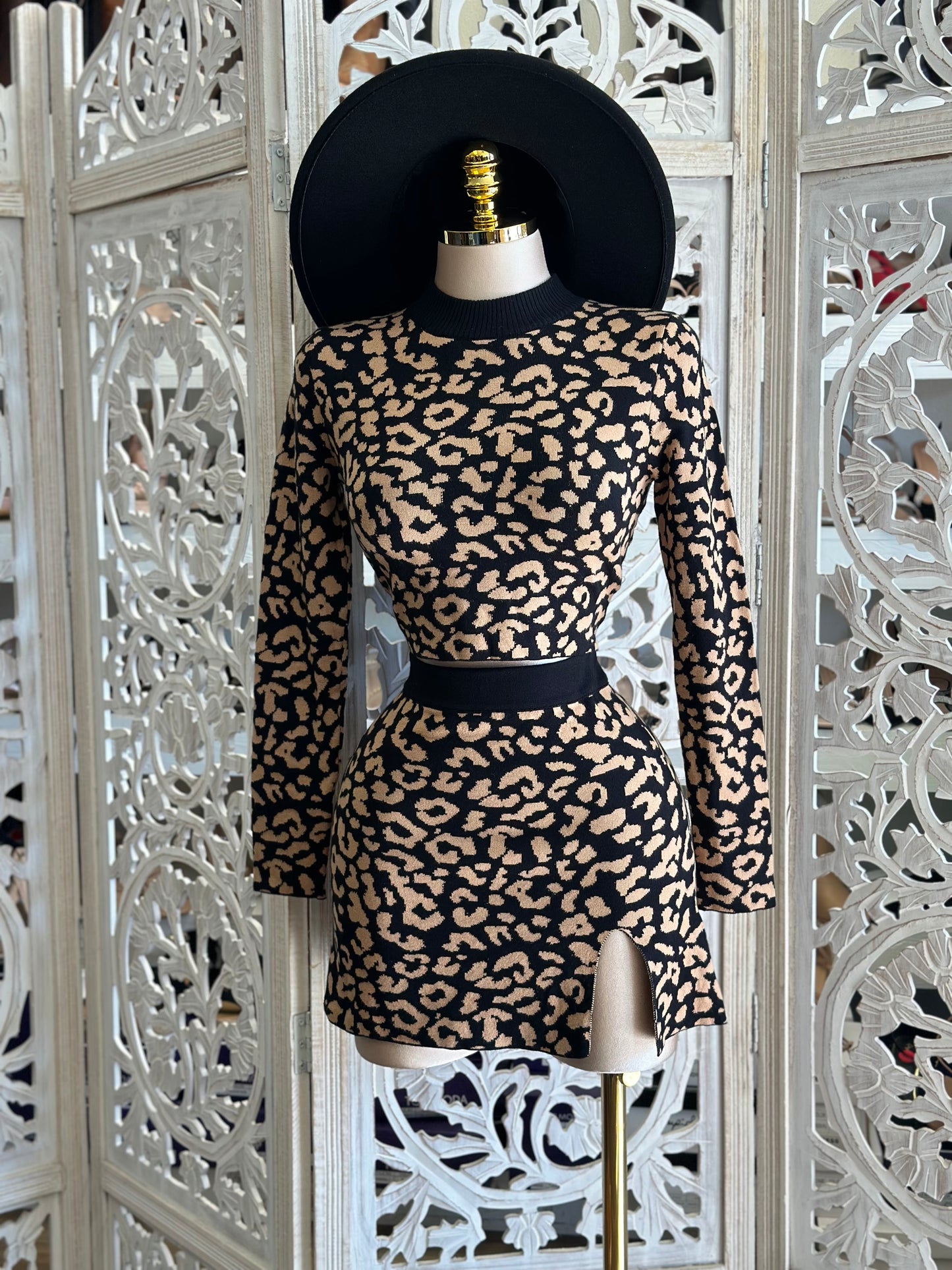 Leopard Print Sweater Set - Stretchy, Estira