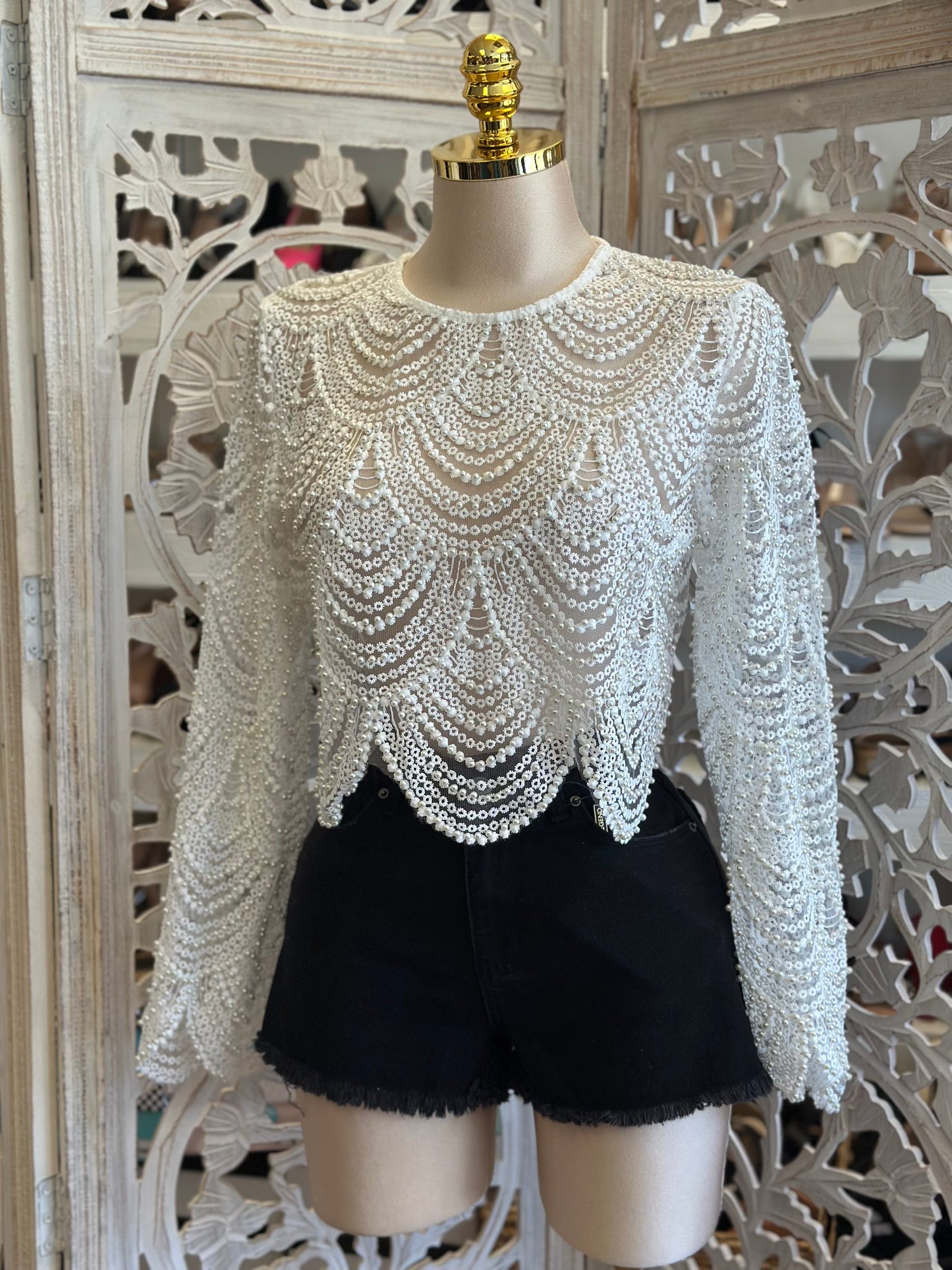 Pearl Embellished Blouse - No Estira , Not Stretchy