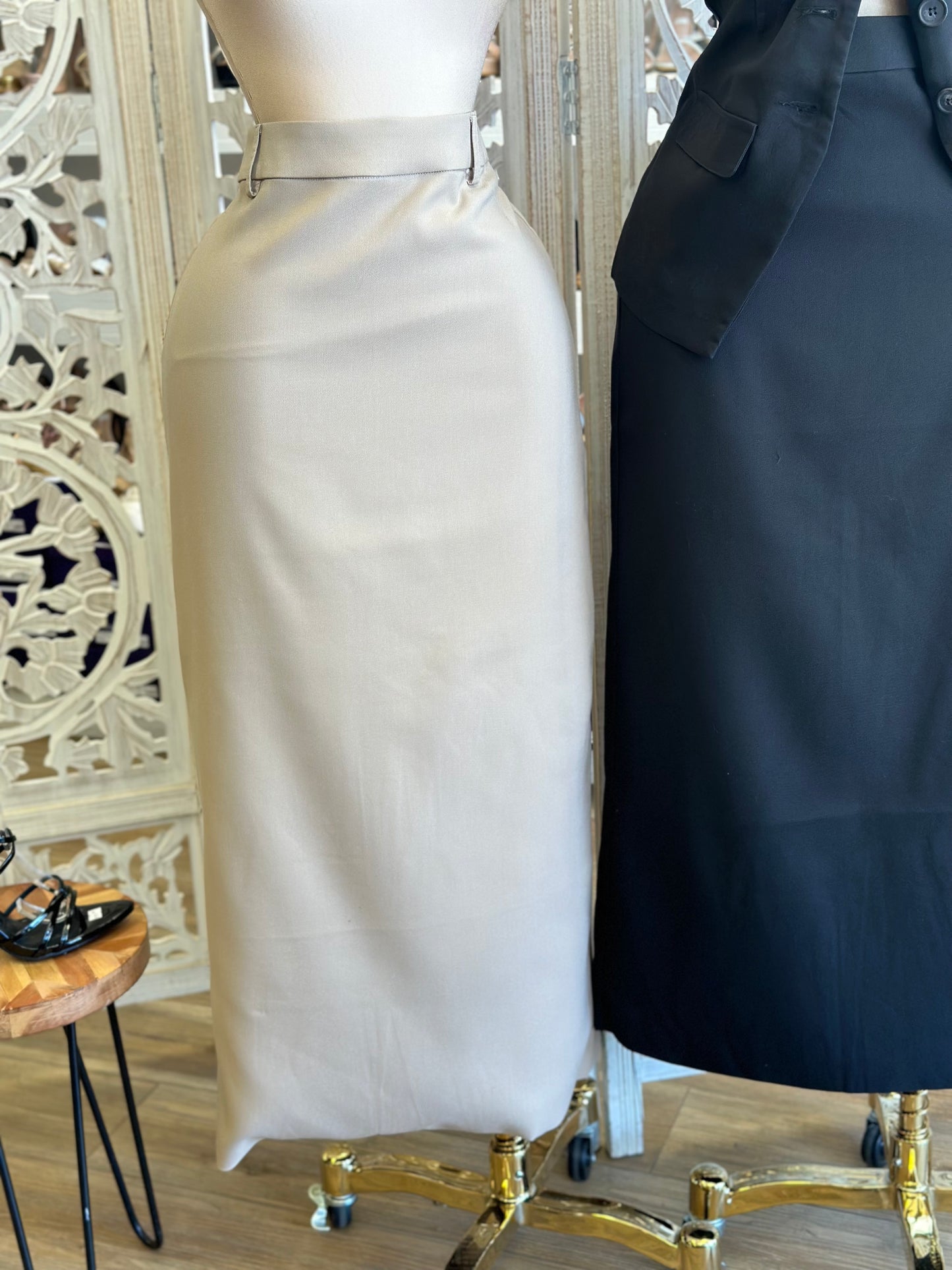 Heartline Vest and Cargo Midi Skirt Set- Not Stretchy, No Estira