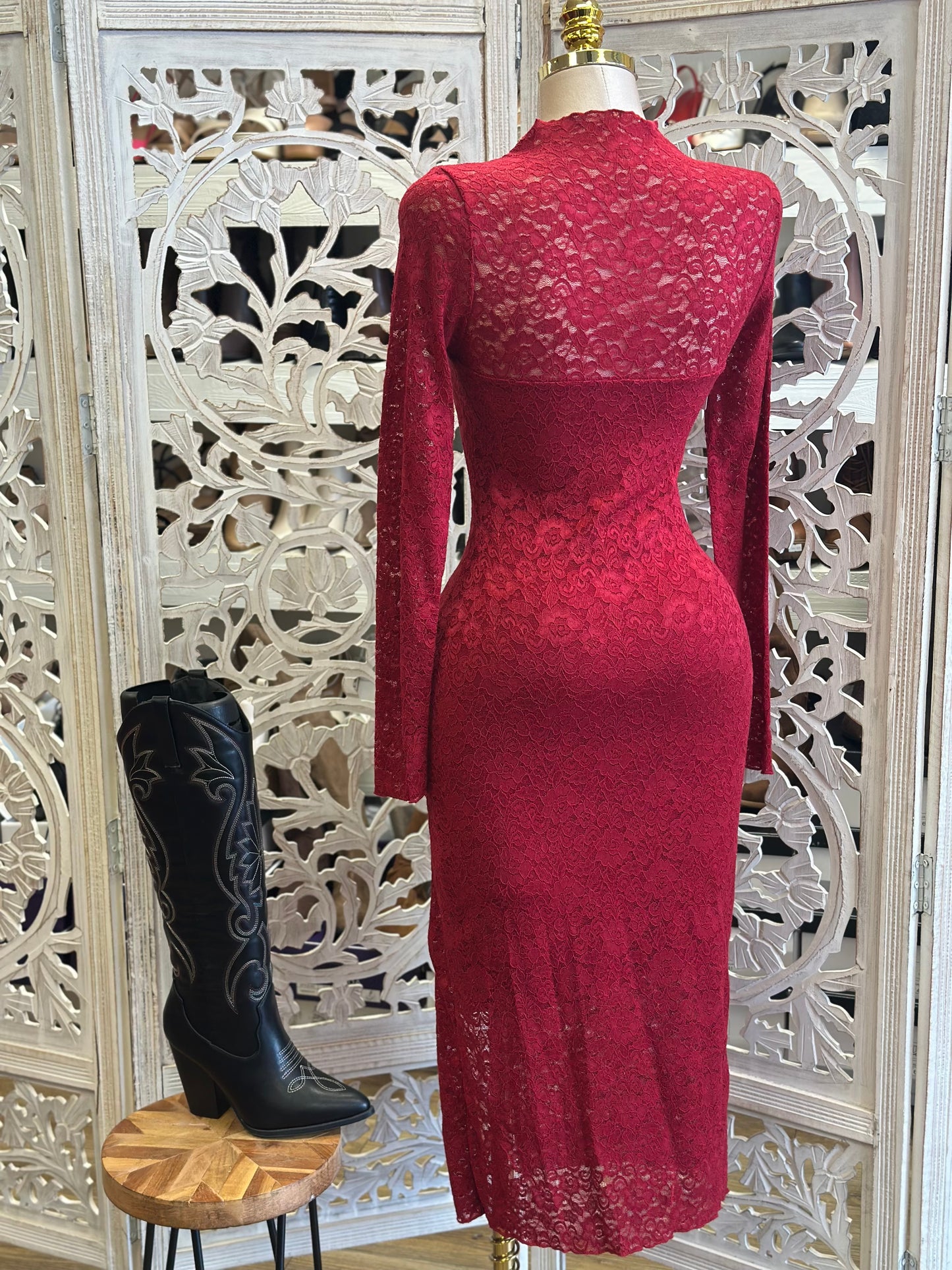 Red Merlot Lace Dress-Stretchy, Estira