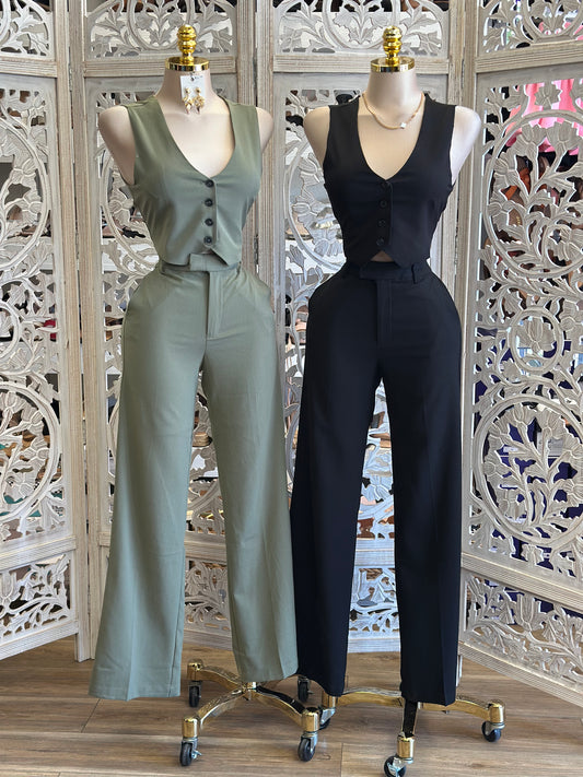 Vest and Pantsuit Set- Estira Poco, Slightly Stretchy