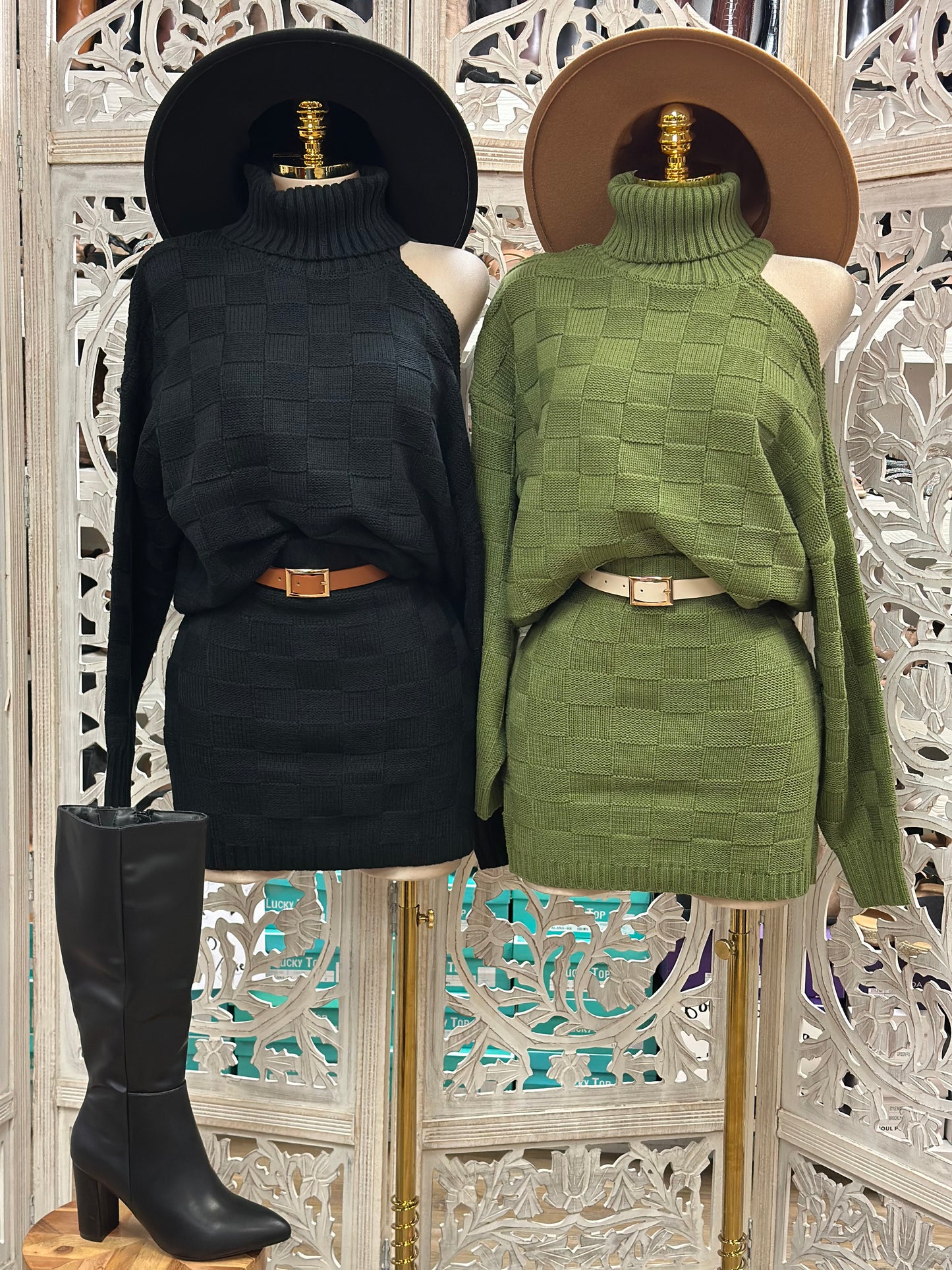 Checkered Shoulder Cutout Sweater Set- Stretchy,Estira