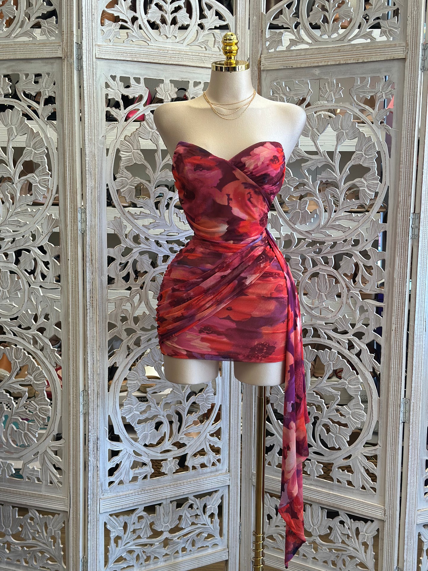 Sunburn Floral Pattern Mini Dress - Estira, Stretchy