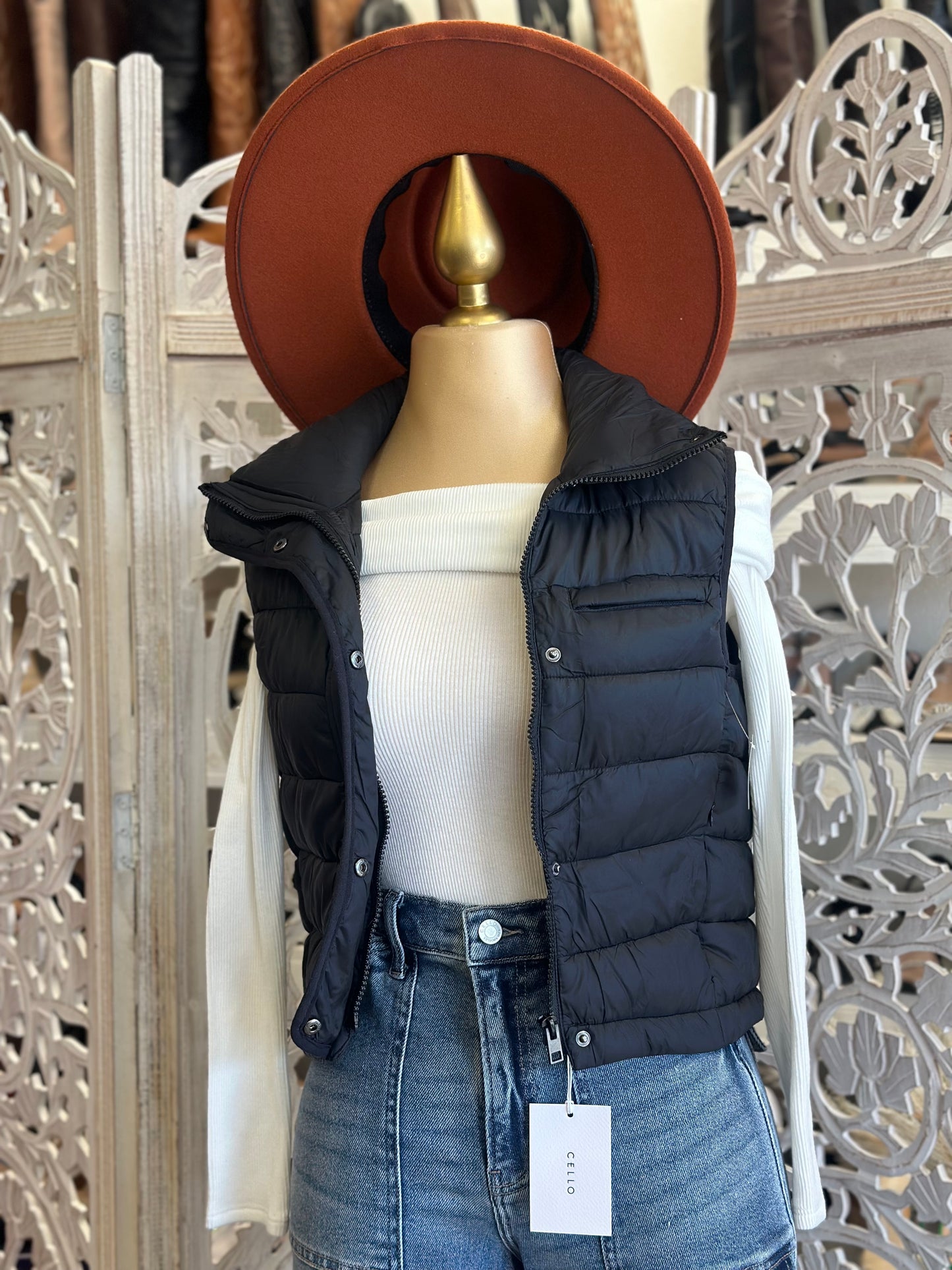 Black Cropped Zip Up Puffer Vest- Stretchy