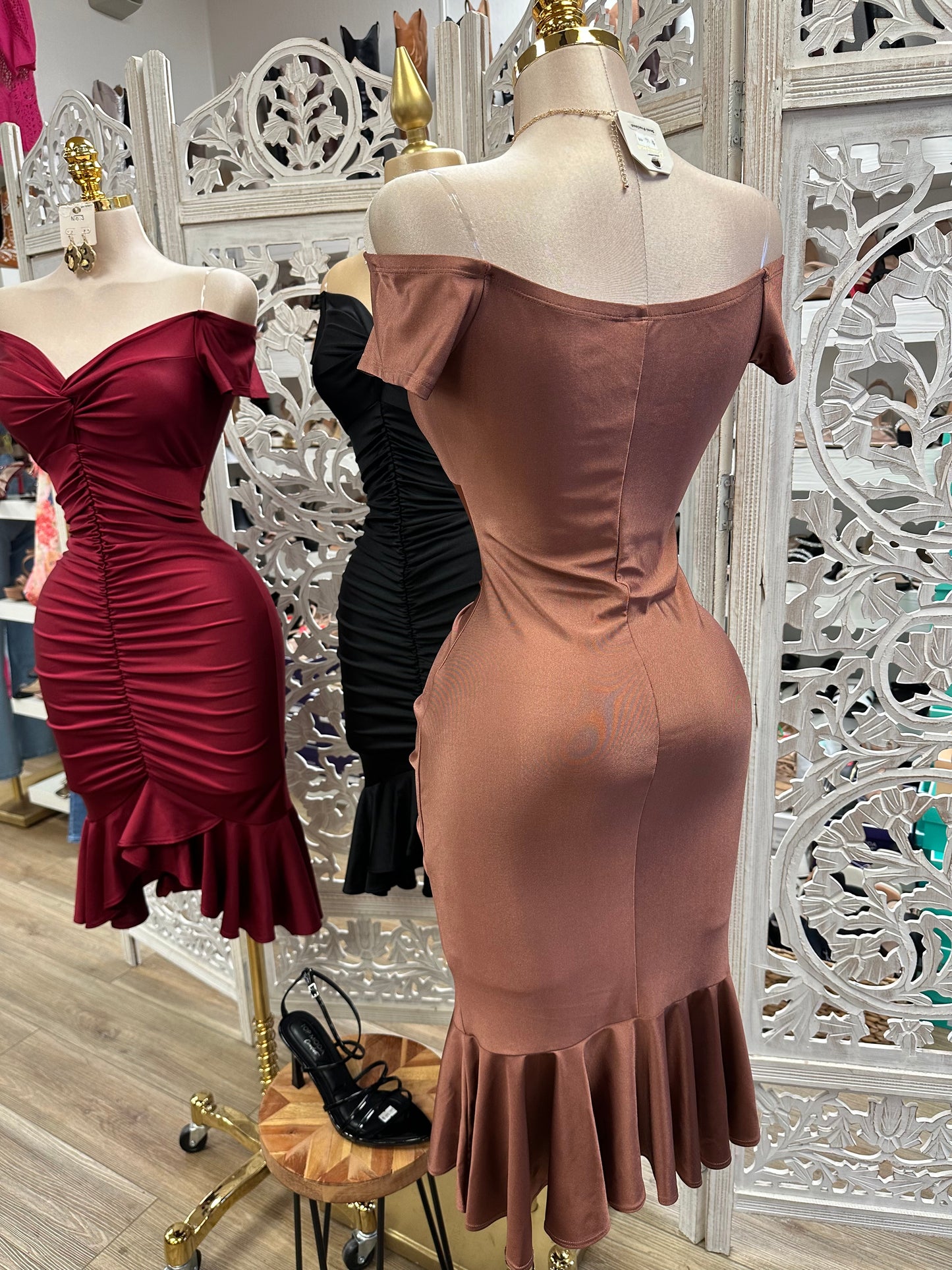Ruched Heart Line Midi Dress- Stretchy,Estira