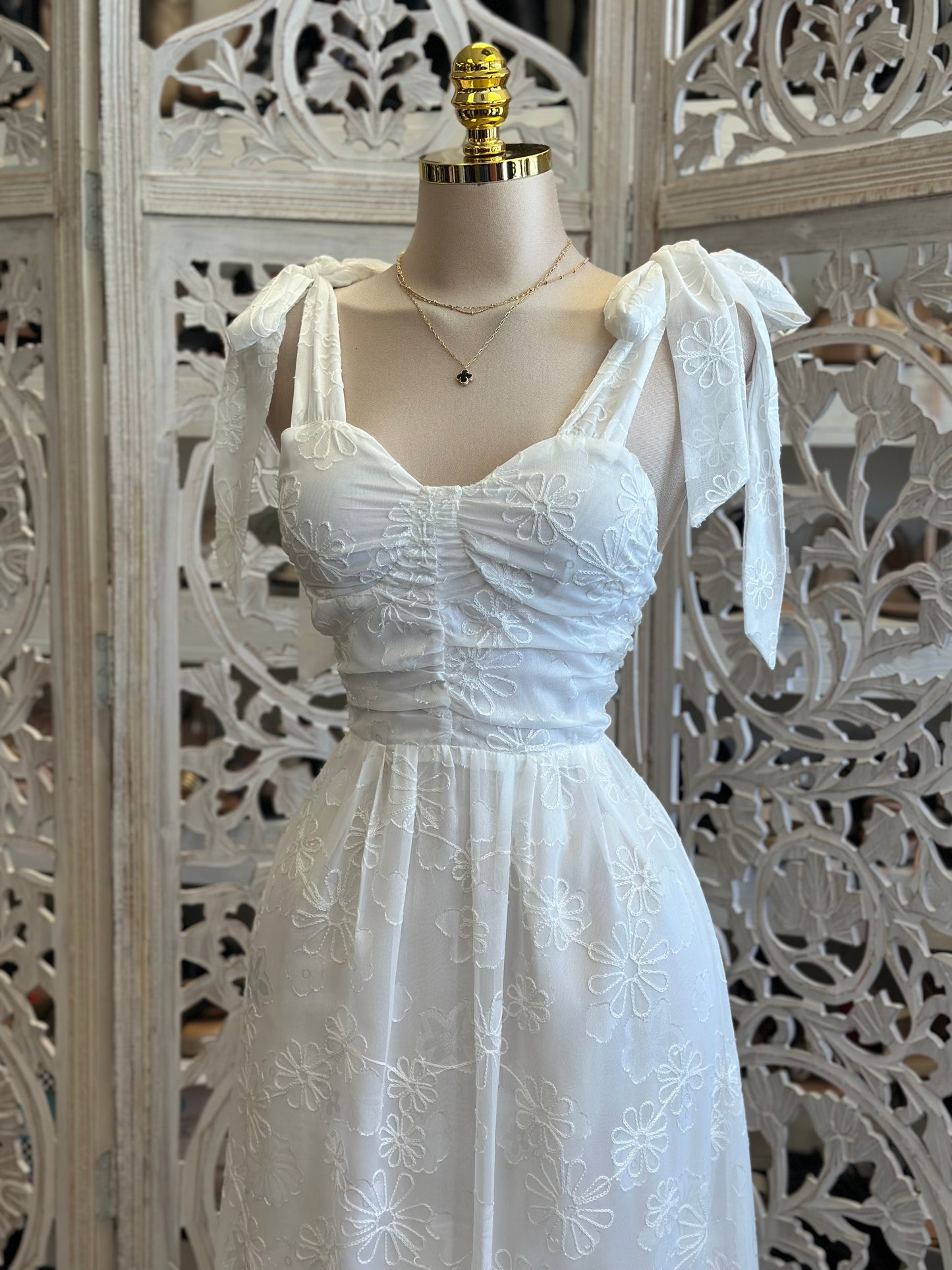 Ribbon Strap Embroidrered Dreamy Dress- Stretchy, Estira