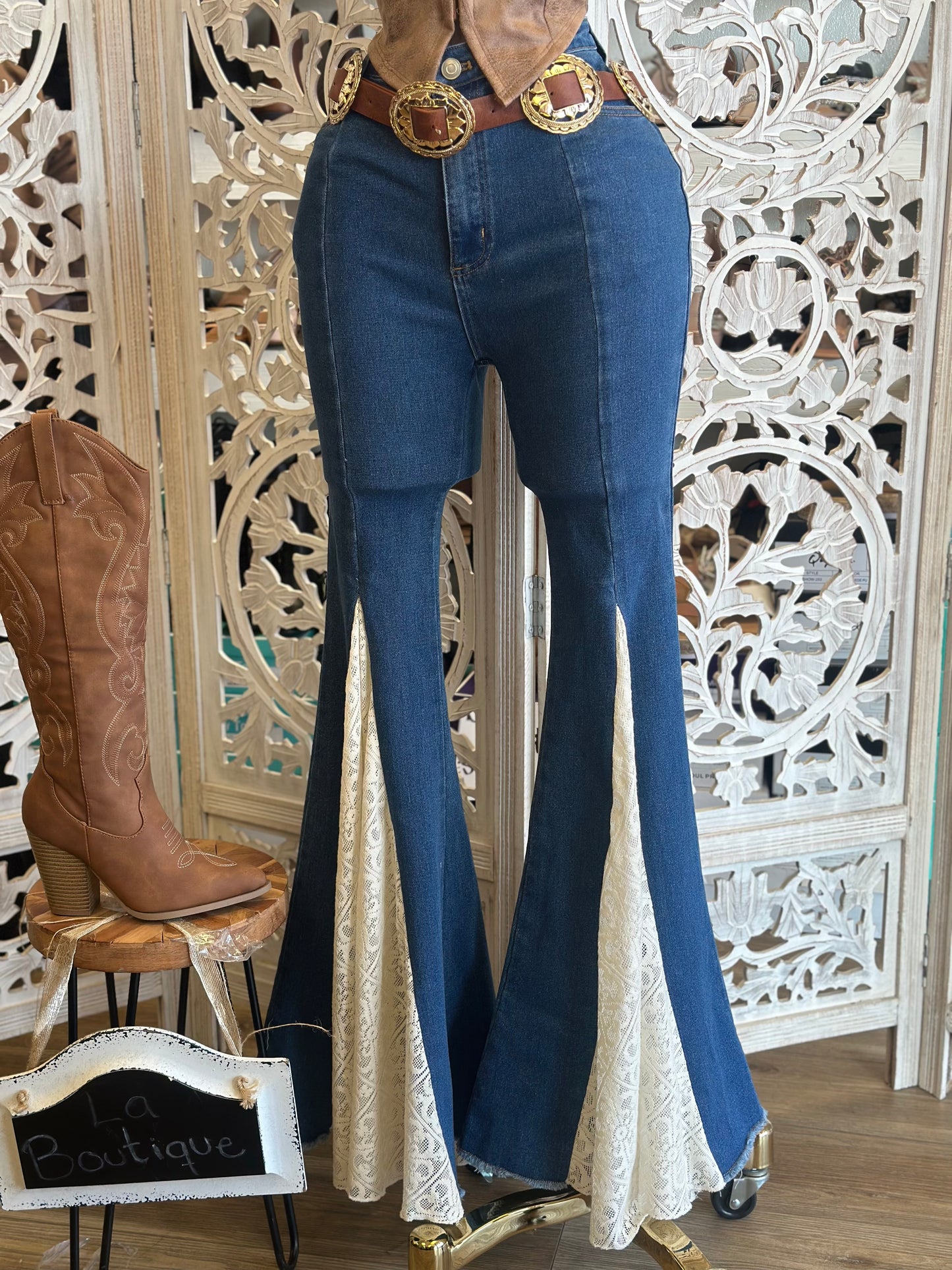 Lace Bell Bottom Jeans - Stretchy, Estira