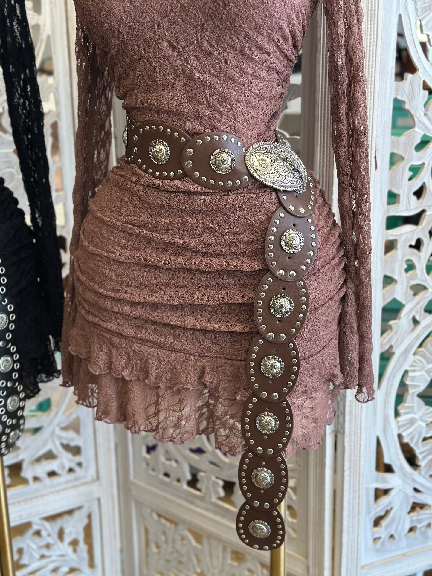 Circular Brown Faux Leather Chain Belt