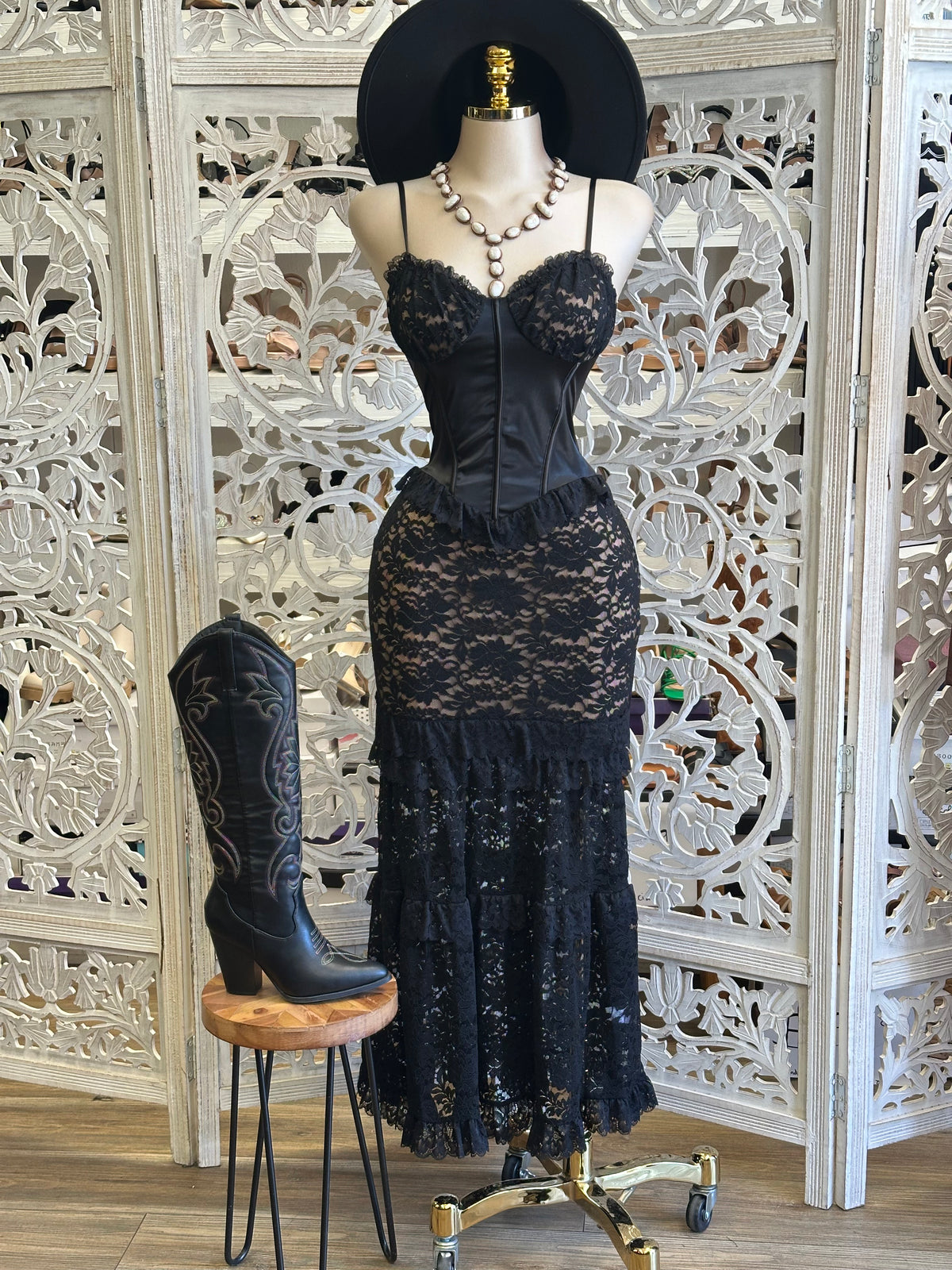 Solene Lace-Overlay Gown- Estira , Stretchy