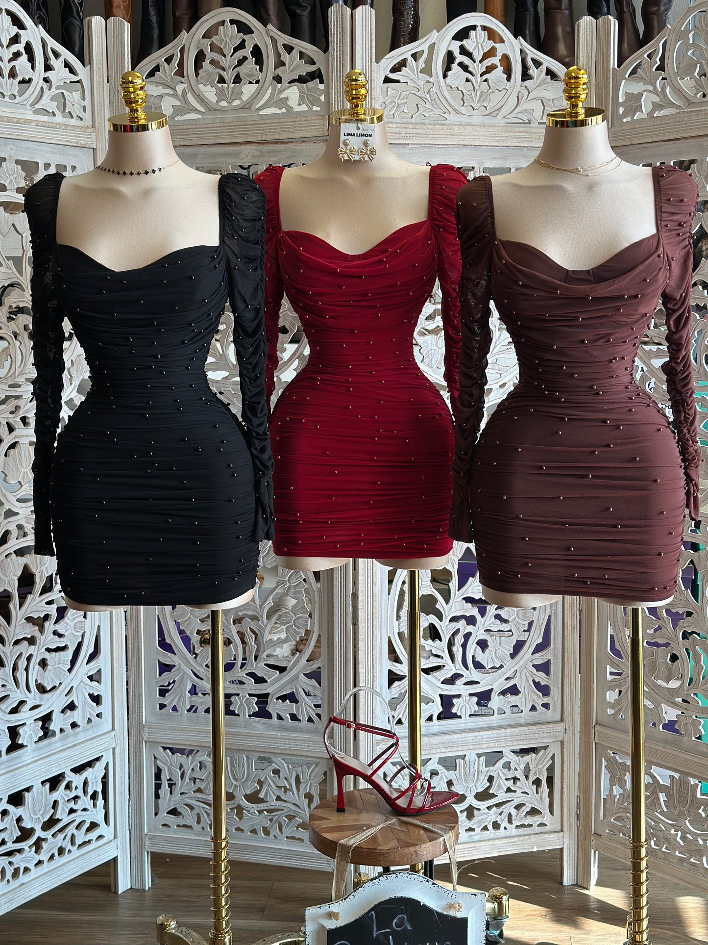 Ruched Pearl Embellish Mini Dress- Slightly Stretchy,Estira Poco
