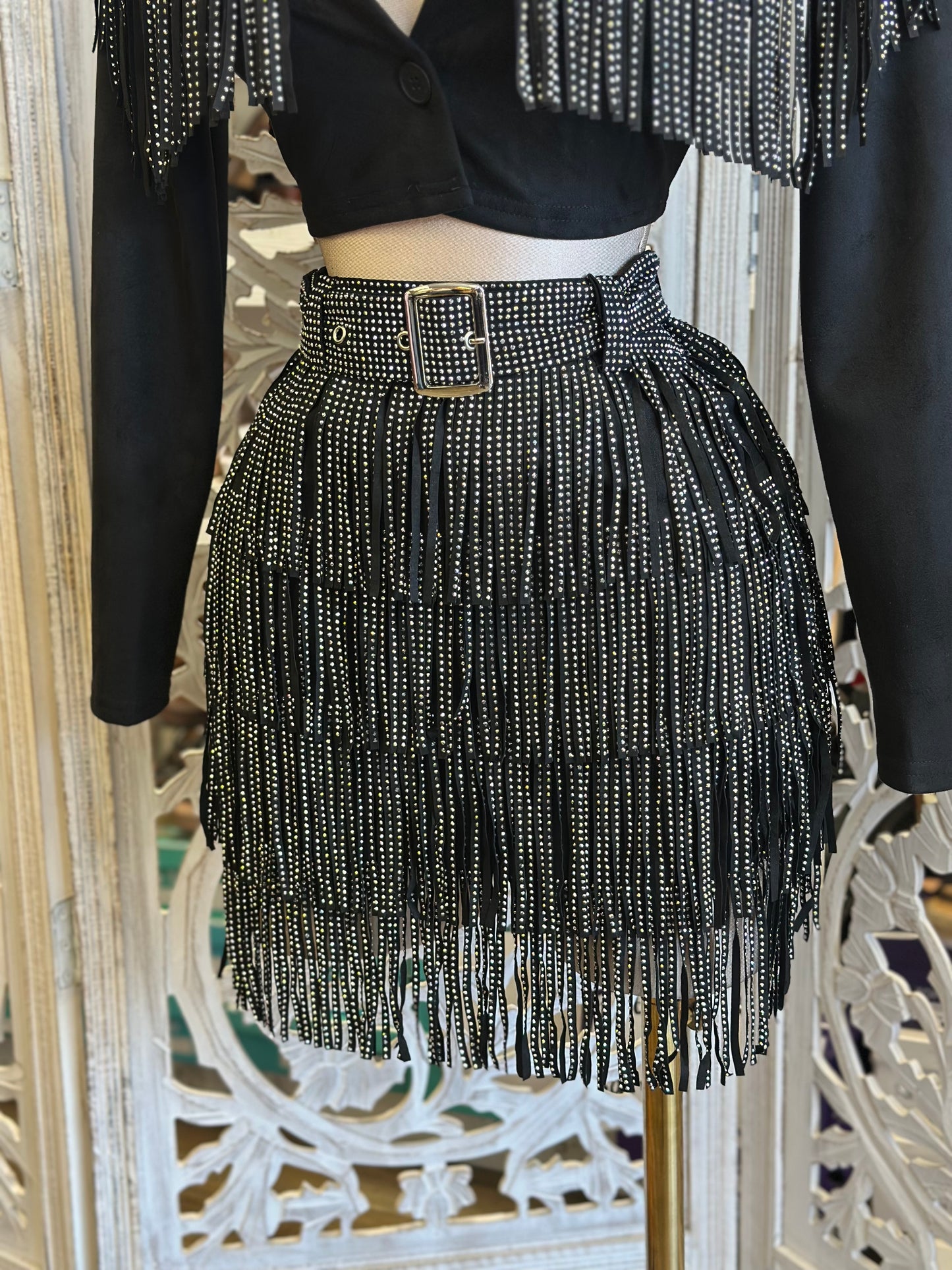 Beaded Fringe Ruffle Mini Skirt-No Estira, Not Stretchy