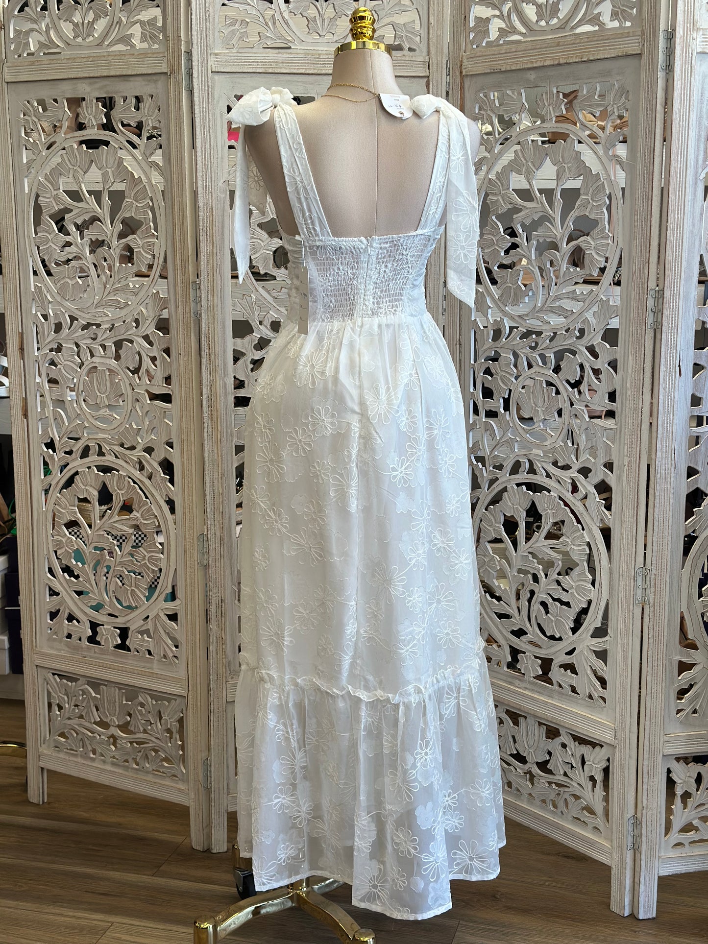 Ribbon Strap Embroidrered Dreamy Dress- Stretchy, Estira
