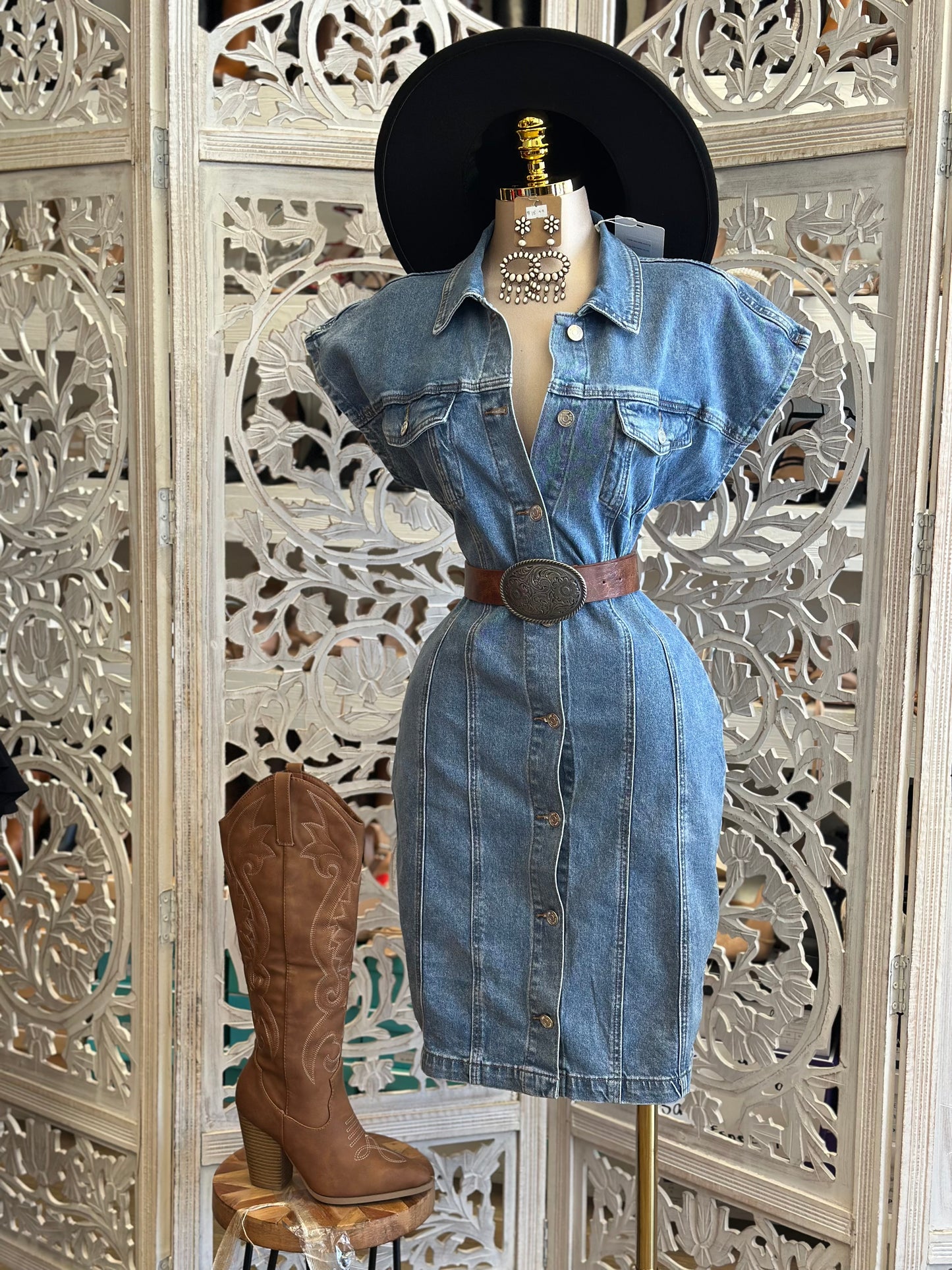 Denim Wide Sleeve Button Dress-Estira Poco, Slightly Stretchy