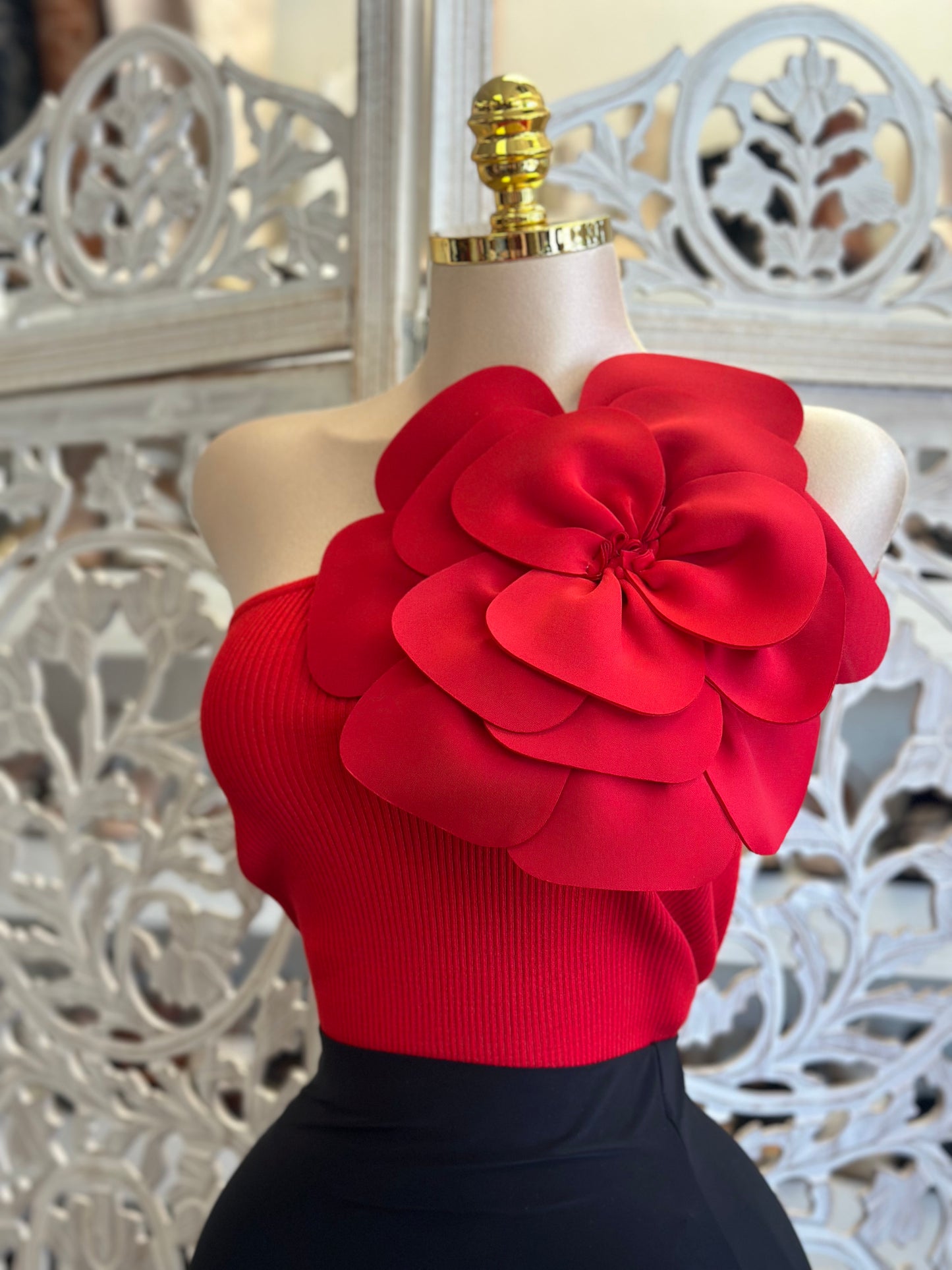 Red Enlarged Flower Ribbed Blouse - Stretchy, Estira