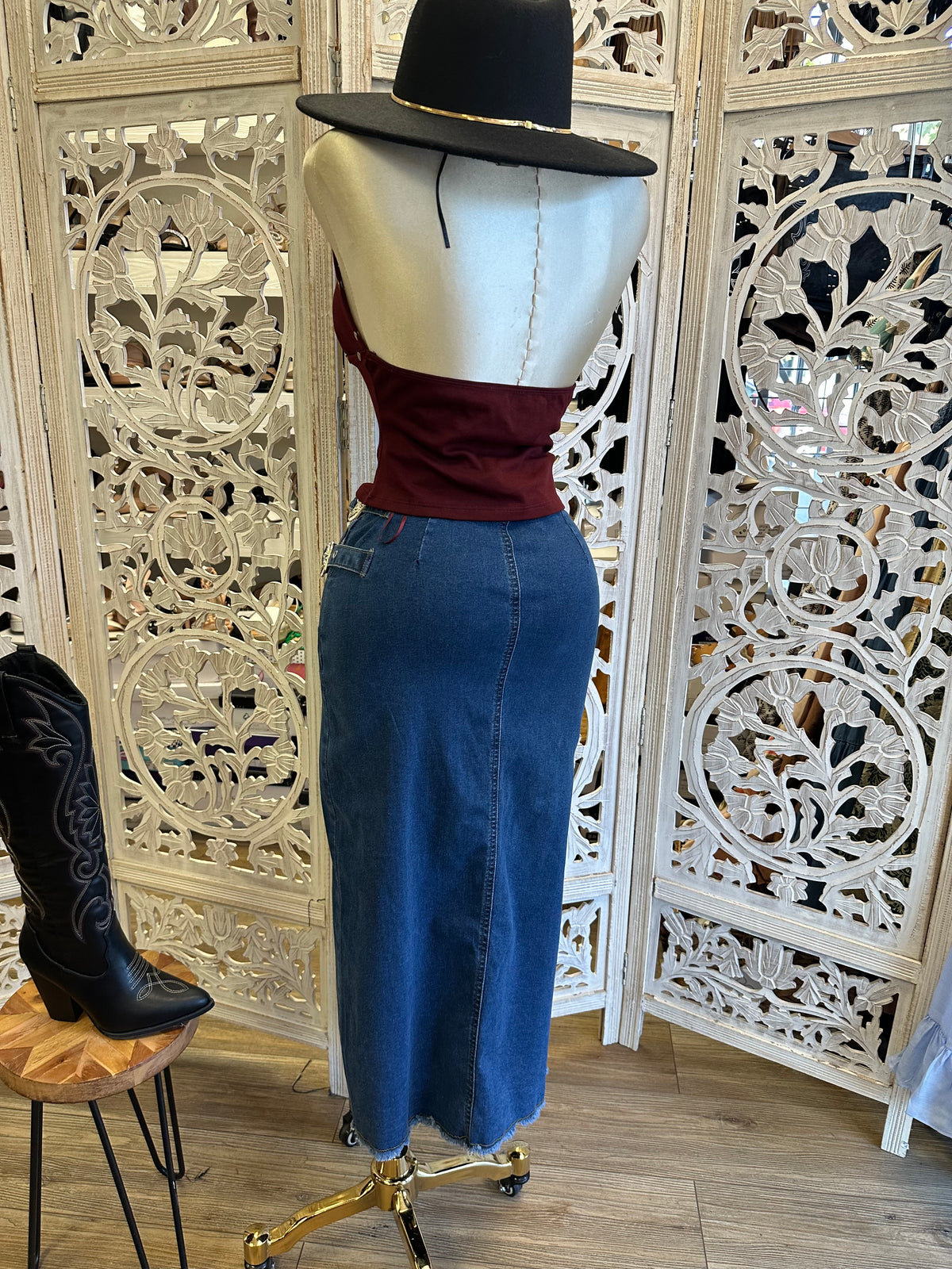 Heart Buckle Skirt- Estira, Stretchy