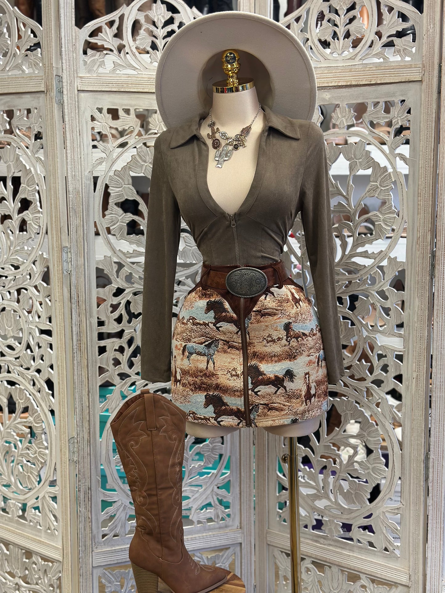 Taupe Zipper - Estira, Stretchy