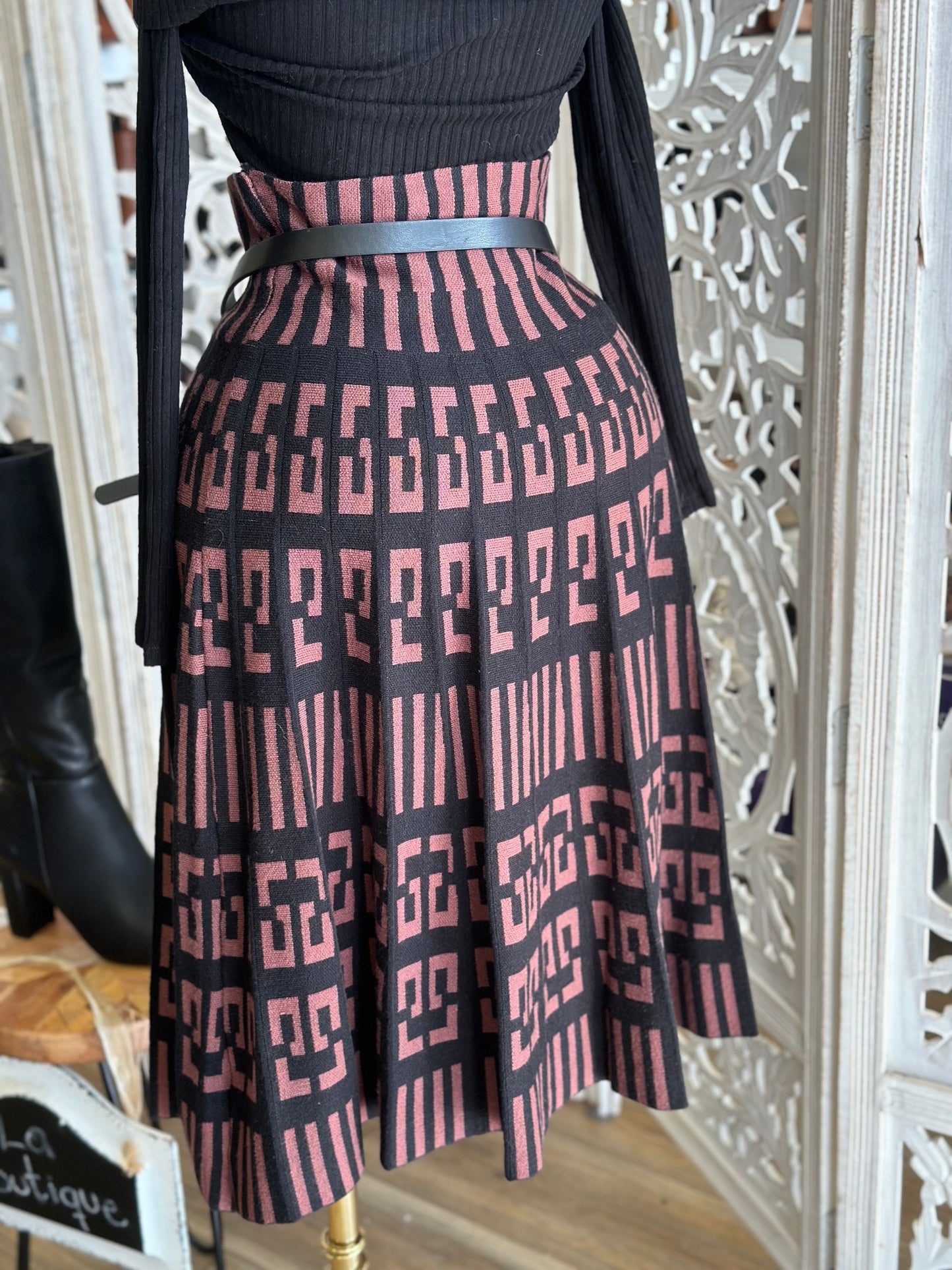 Geometric Mauve Midi Skirt-Estira, Stretchy