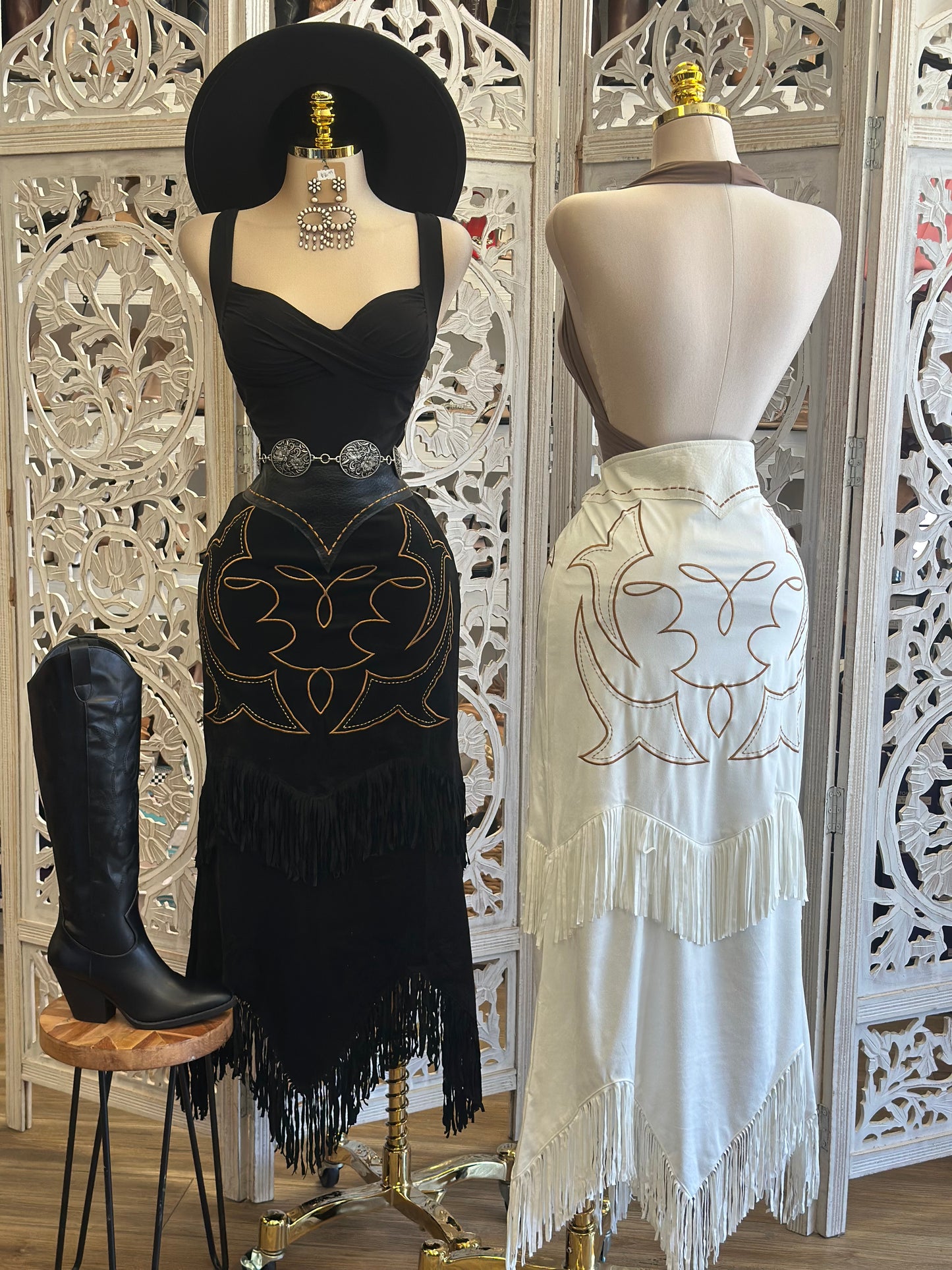 Western Embroidered Maxi Skirt-  Not Stretchy , No Estira