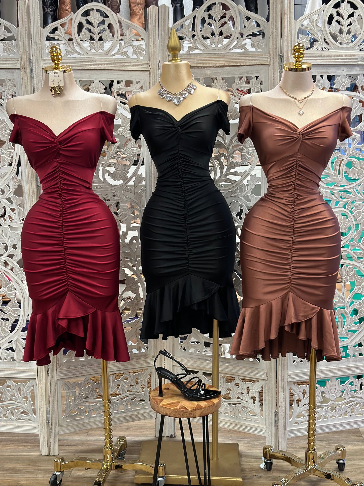 Ruched Heart Line Midi Dress- Stretchy,Estira