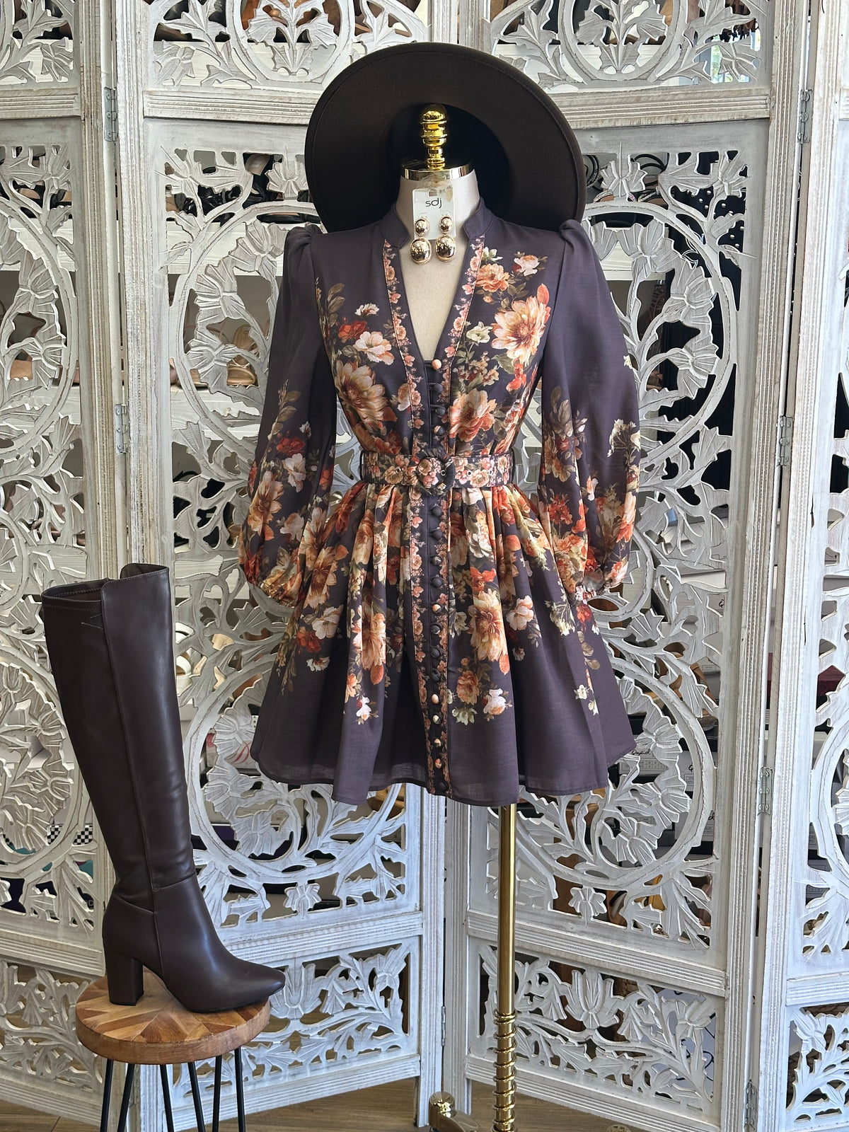 Dahlia Lantern-Sleeve Dress- No Estira, Not Stretchy