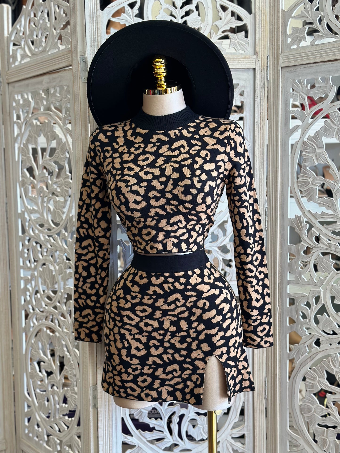 Leopard Print Sweater Set - Stretchy, Estira