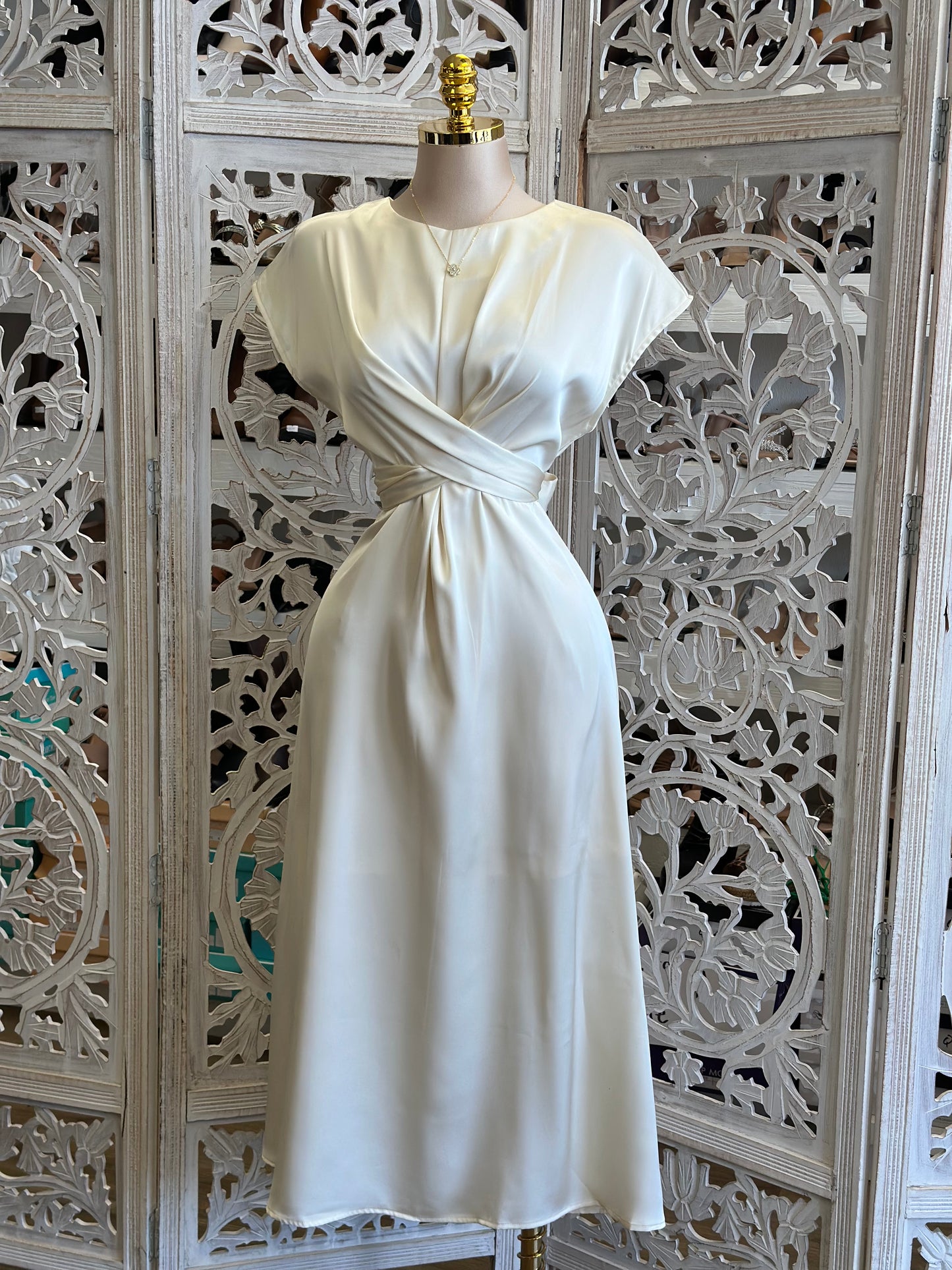 Ivory Satin Wrapped Midi Dress- Not Stretchy, No Estira