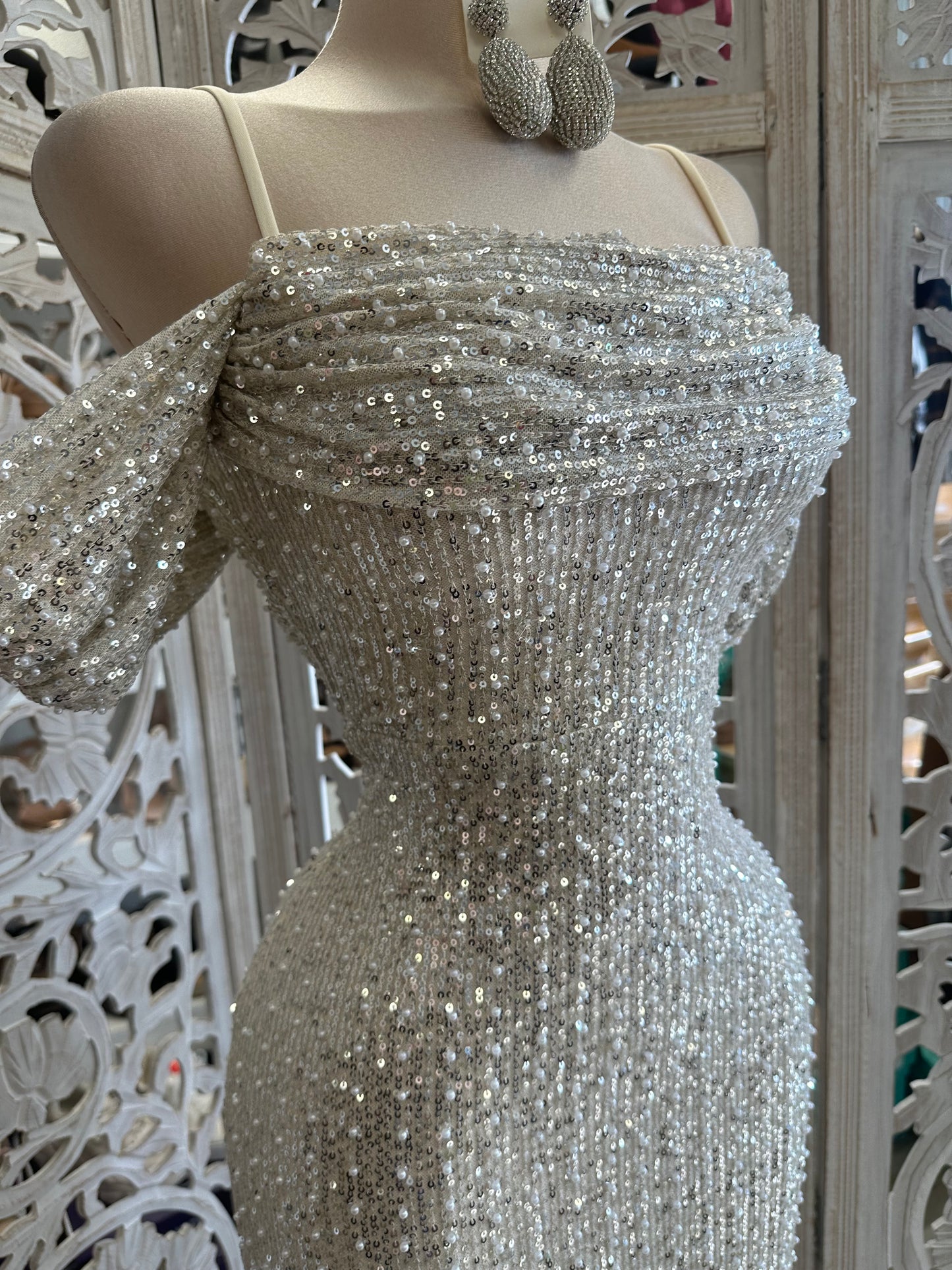 Ivory Sequin and Pearl Detail Formal Dress- Stretchy,Estira