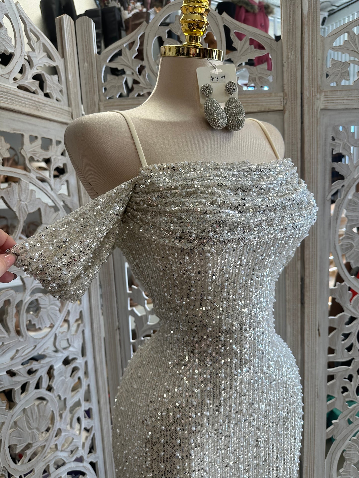 Ivory Sequin and Pearl Detail Formal Dress- Stretchy,Estira