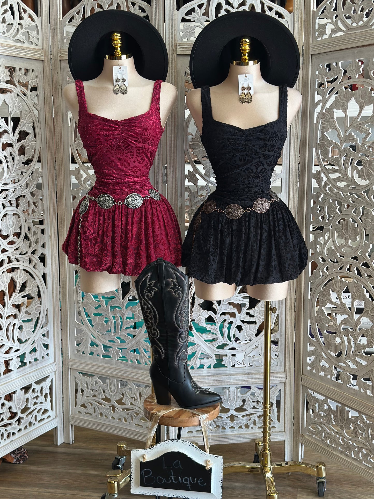 Heart Line Velvet Floral Mini Dress- Slightly Stretchy,Estira Poco
