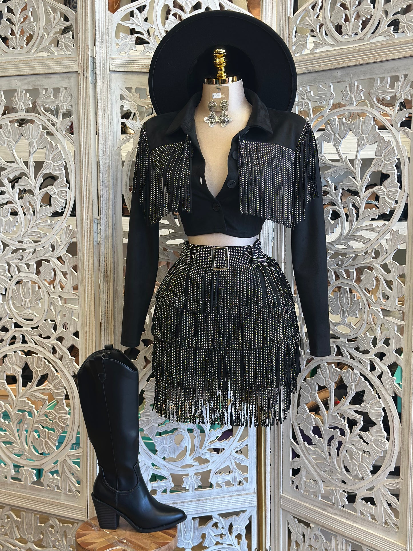 Cropped Beaded Fringe Jacket- Slightly Stretchy, Estira Poco