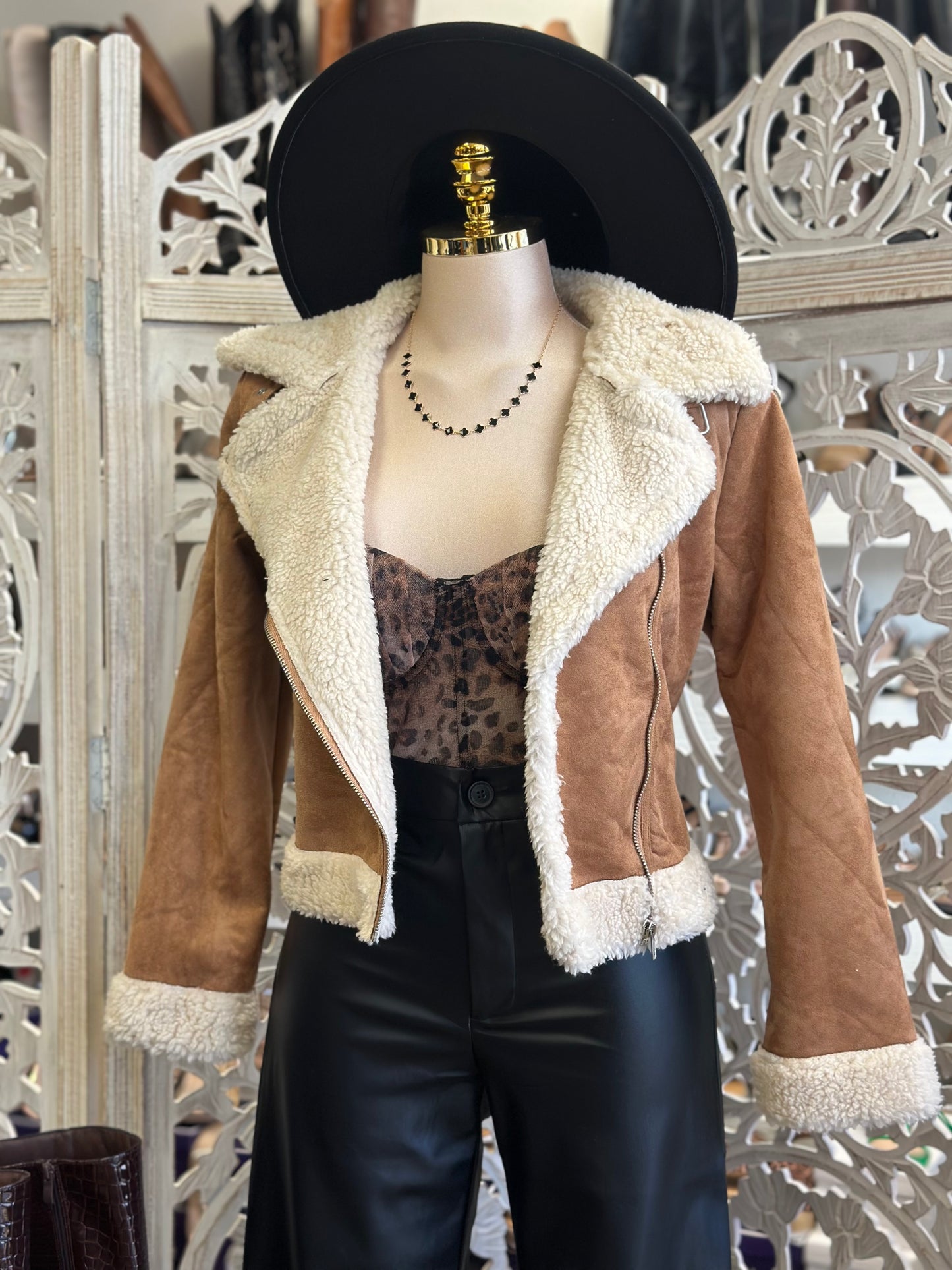 Brown Sherpa Suede Jacket- Slightly Stretchy, Estira Poco