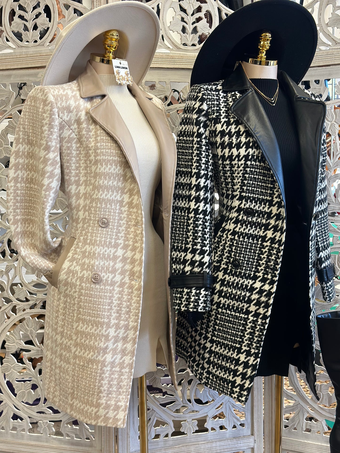 Houndstooth Leather Lines Coat- Not Stretchy, No Estira pero viene a su talla