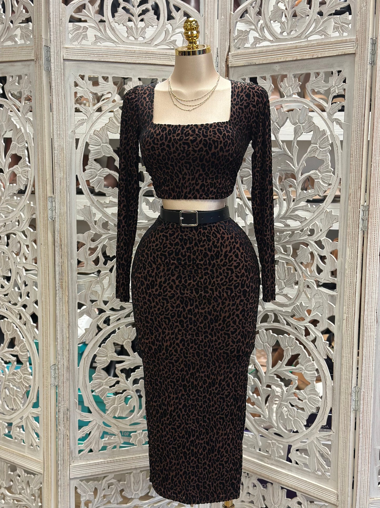 Square Neck Leopard Print Set - Stretchy, Estira