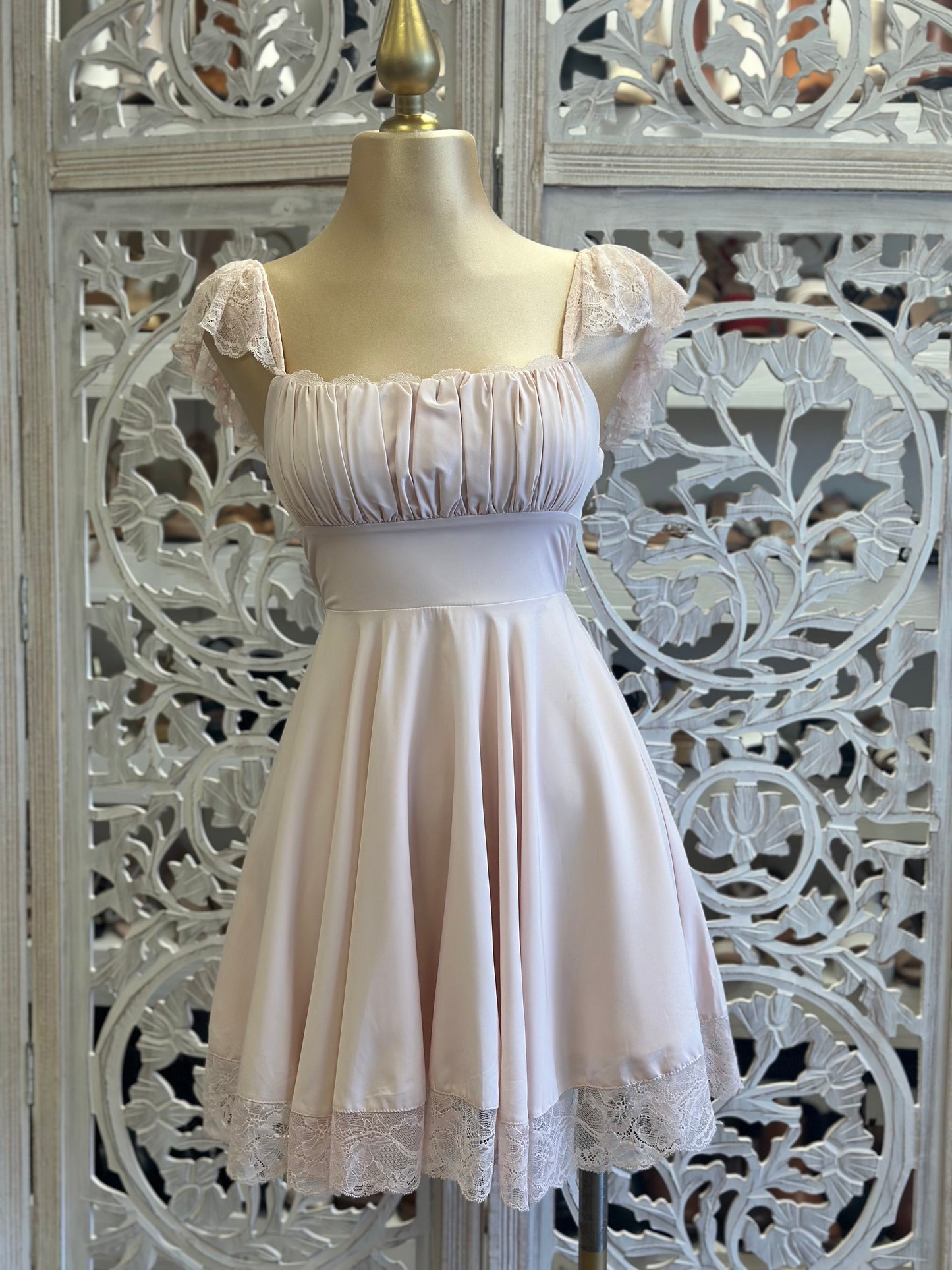 Pale Pink Lace Sleeve Flowy Dress- Not Stretchy