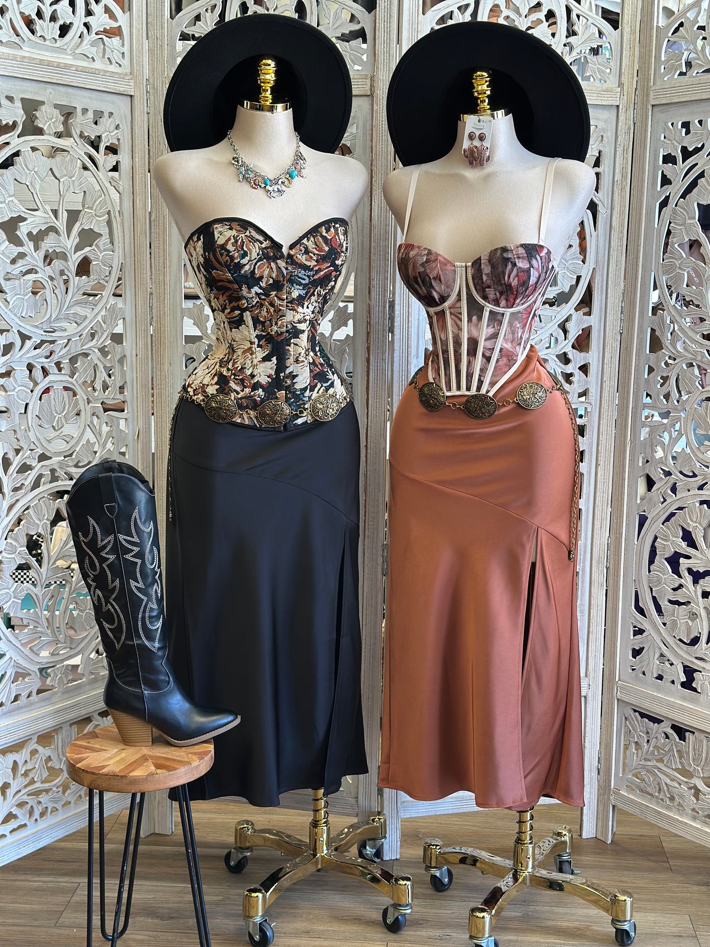 Floral Print Corset Top - No Estira, Not Stretchy