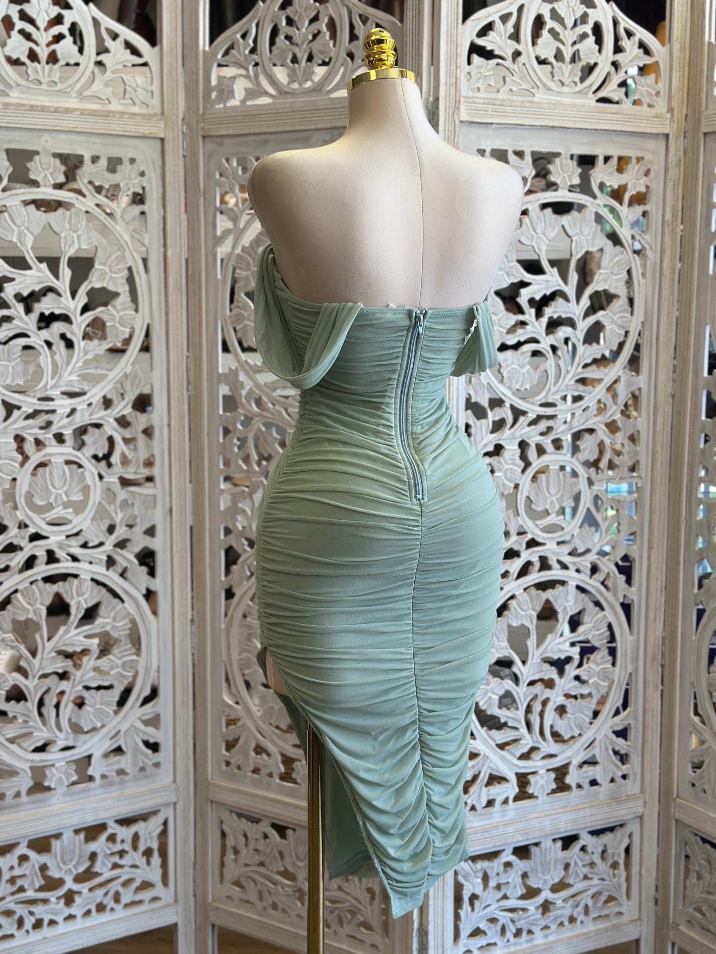 Seafoam Heartlined Ruched Midi Dress- Stretchy , Estira